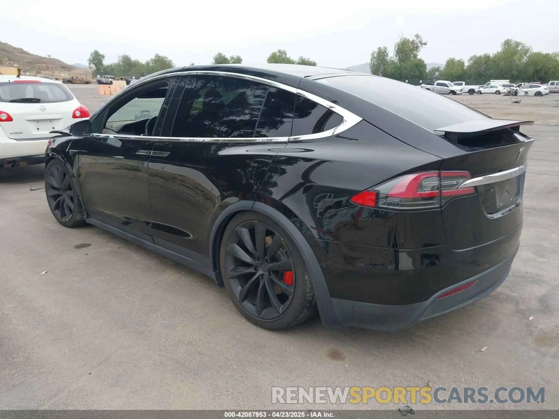 3 Photograph of a damaged car 5YJXCDE4XLF296255 TESLA MODEL X 2020