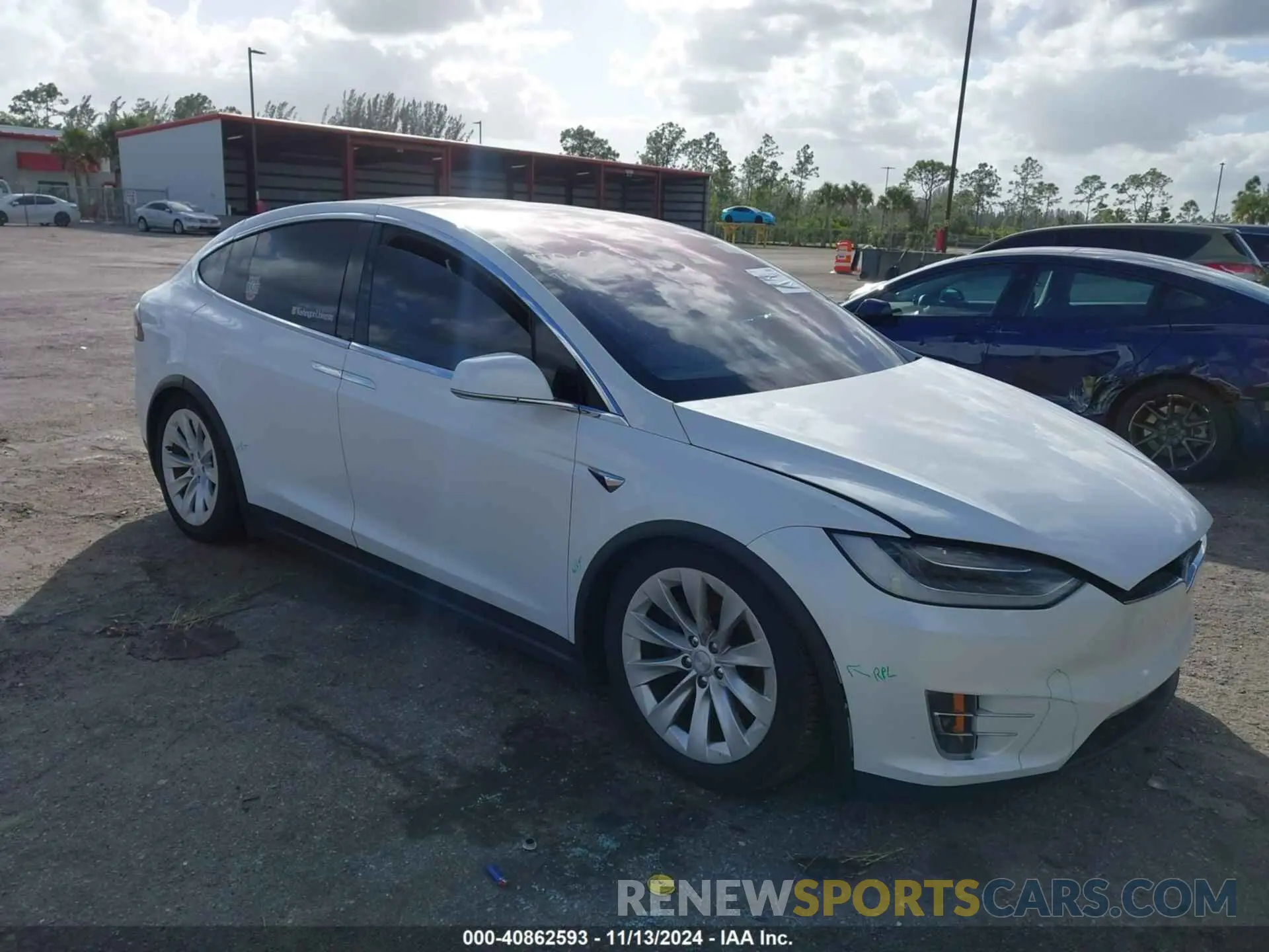 1 Photograph of a damaged car 5YJXCAE25MF323408 TESLA MODEL X 2021
