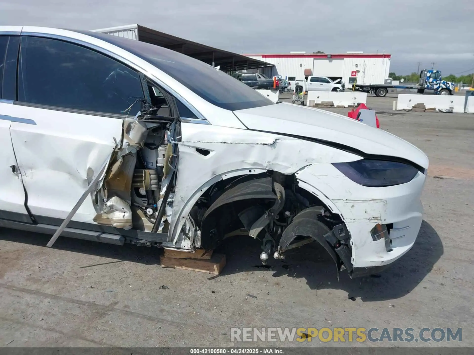 6 Photograph of a damaged car 5YJXCBE23MF321243 TESLA MODEL X 2021