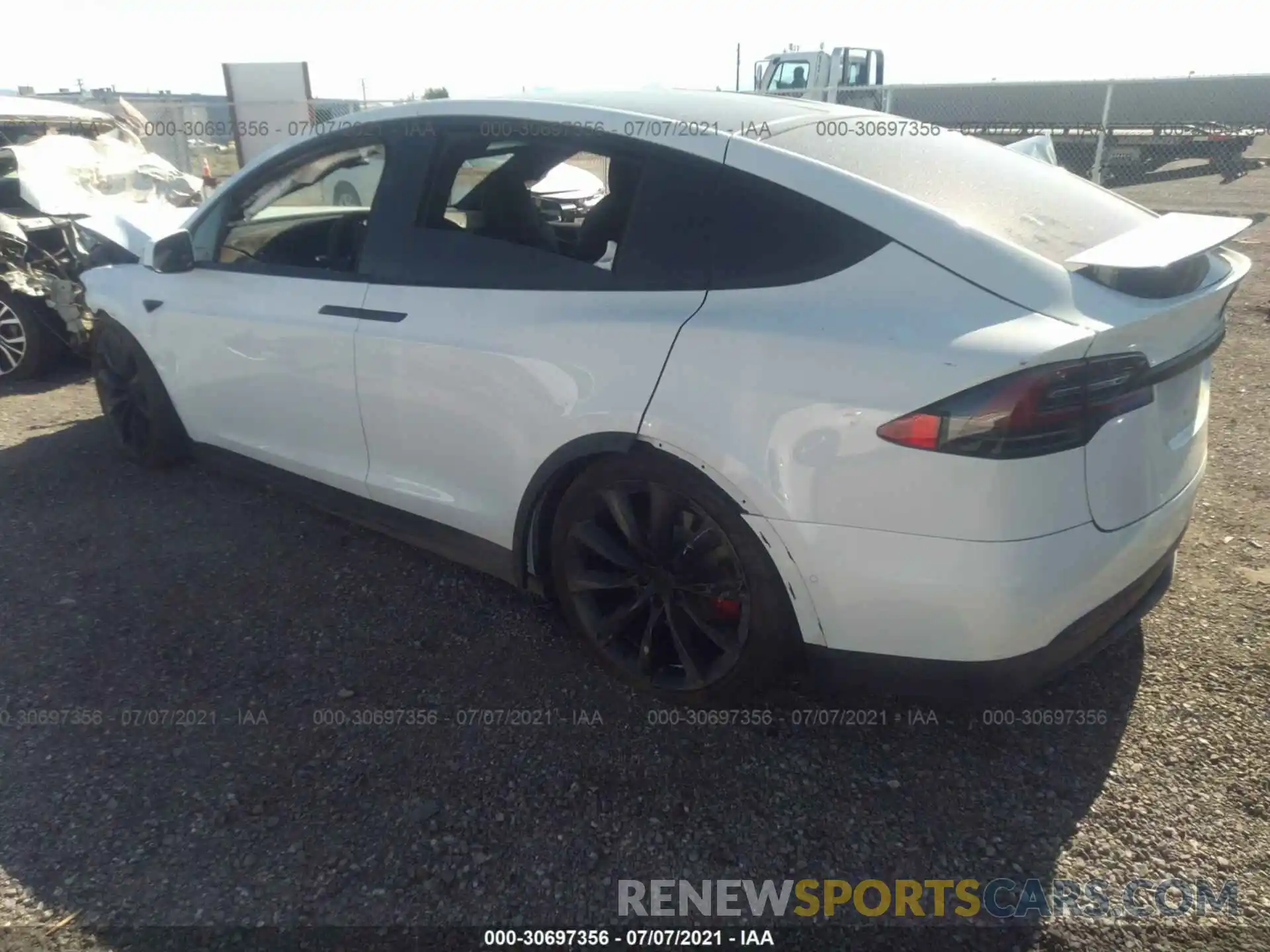 3 Photograph of a damaged car 5YJXCBE42MF323924 TESLA MODEL X 2021