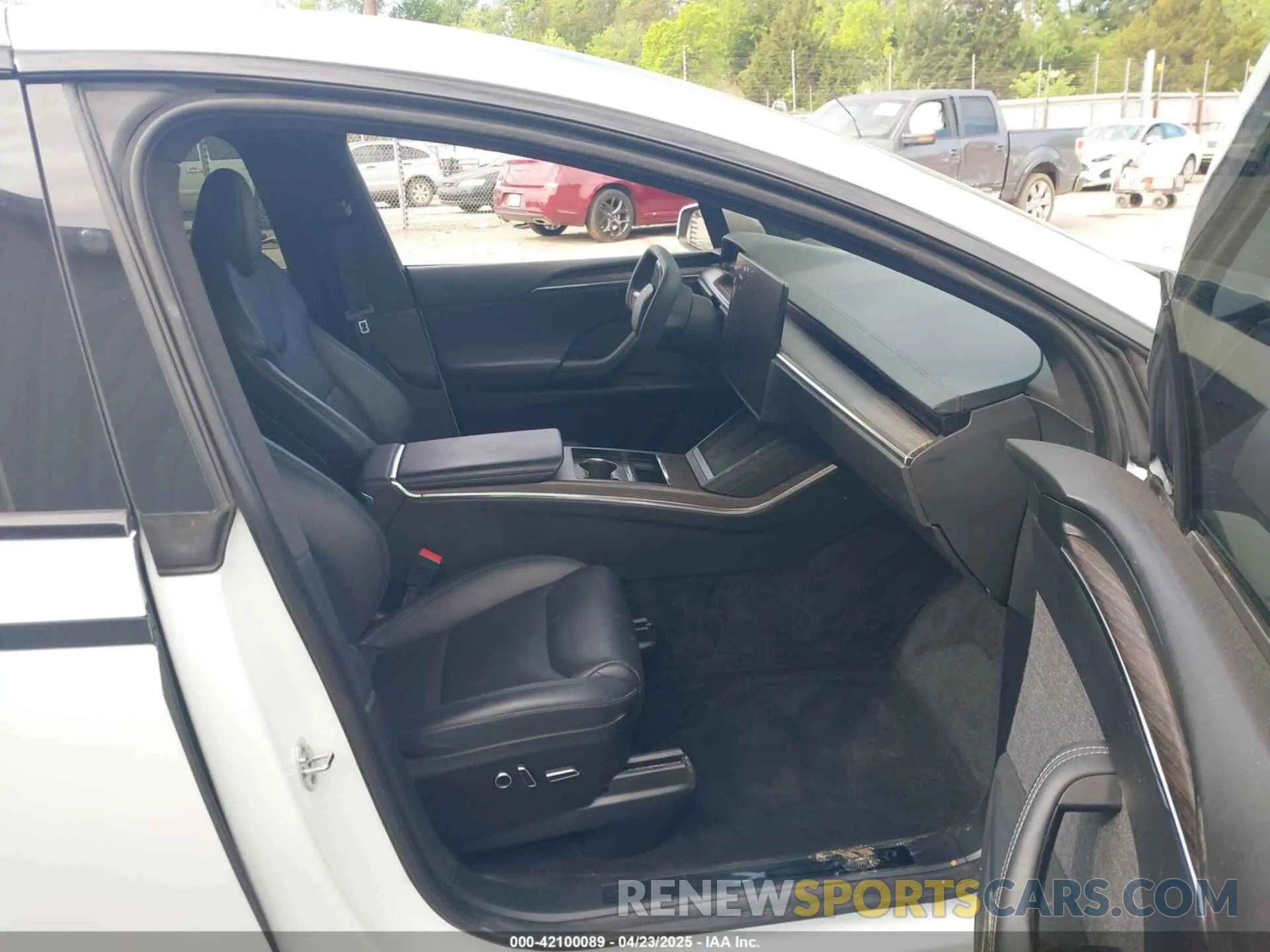 5 Photograph of a damaged car 5YJXCBE51MF326418 TESLA MODEL X 2021