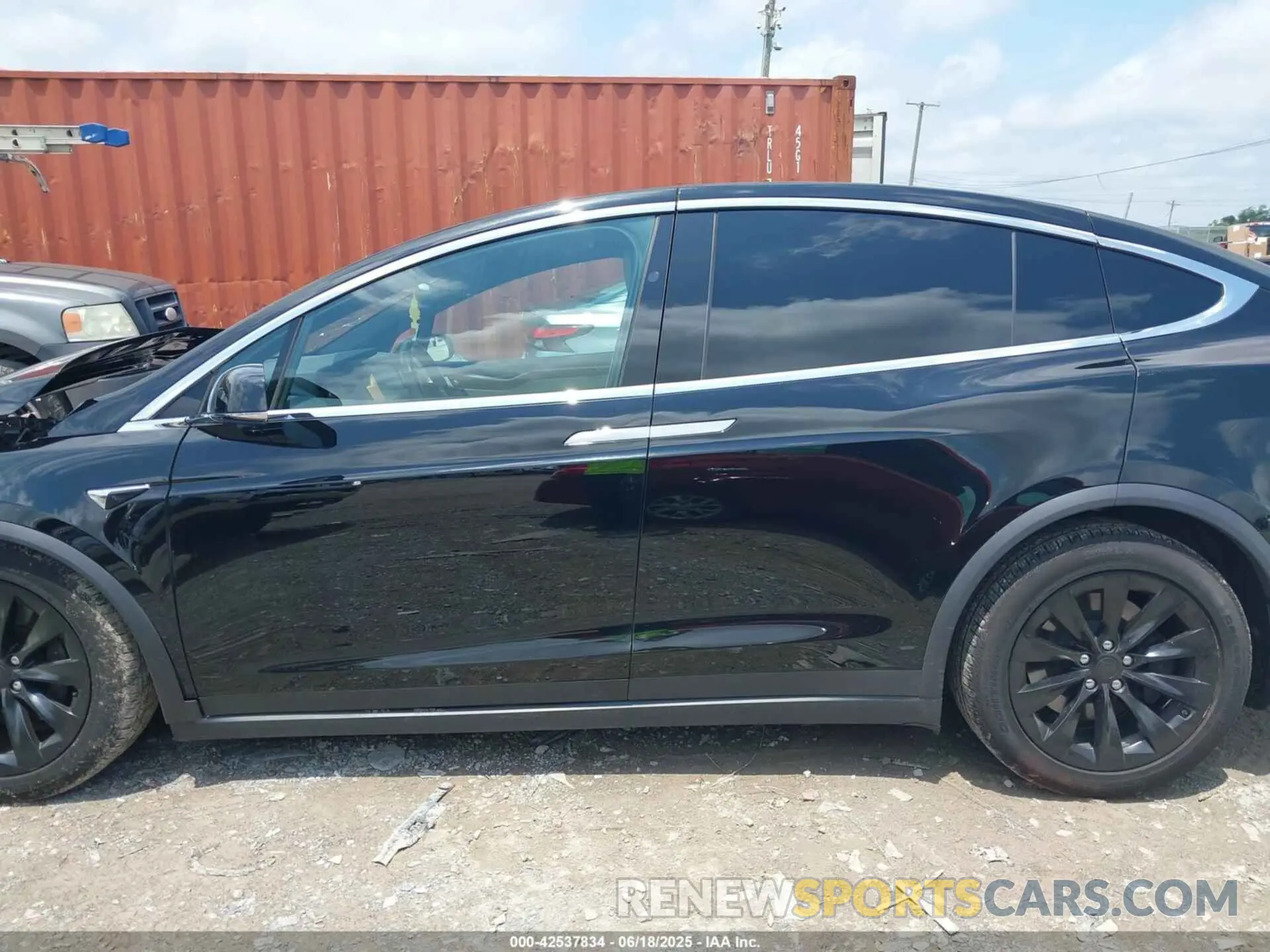 14 Photograph of a damaged car 5YJXCDE22MF320841 TESLA MODEL X 2021