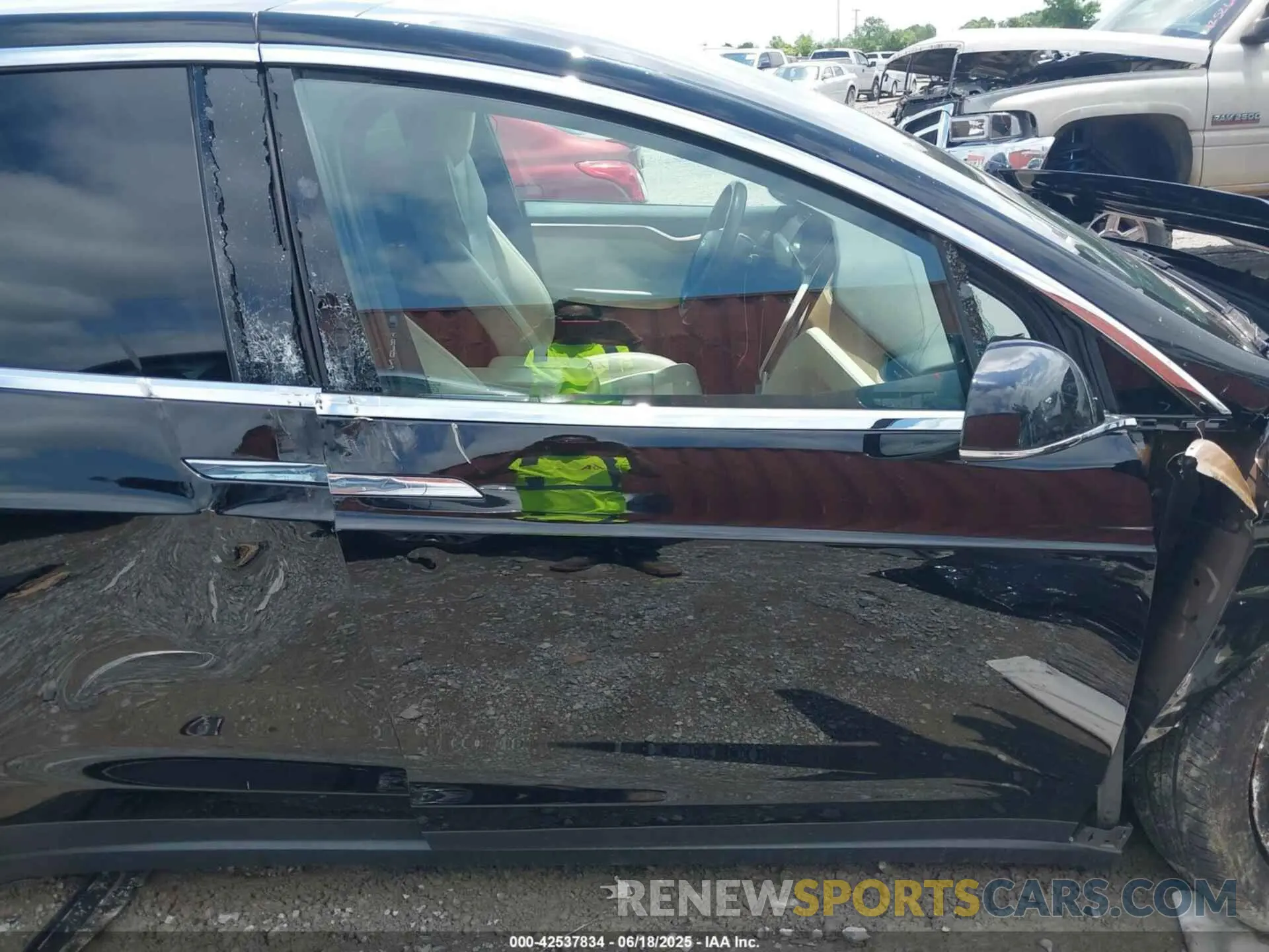 5 Photograph of a damaged car 5YJXCDE22MF320841 TESLA MODEL X 2021