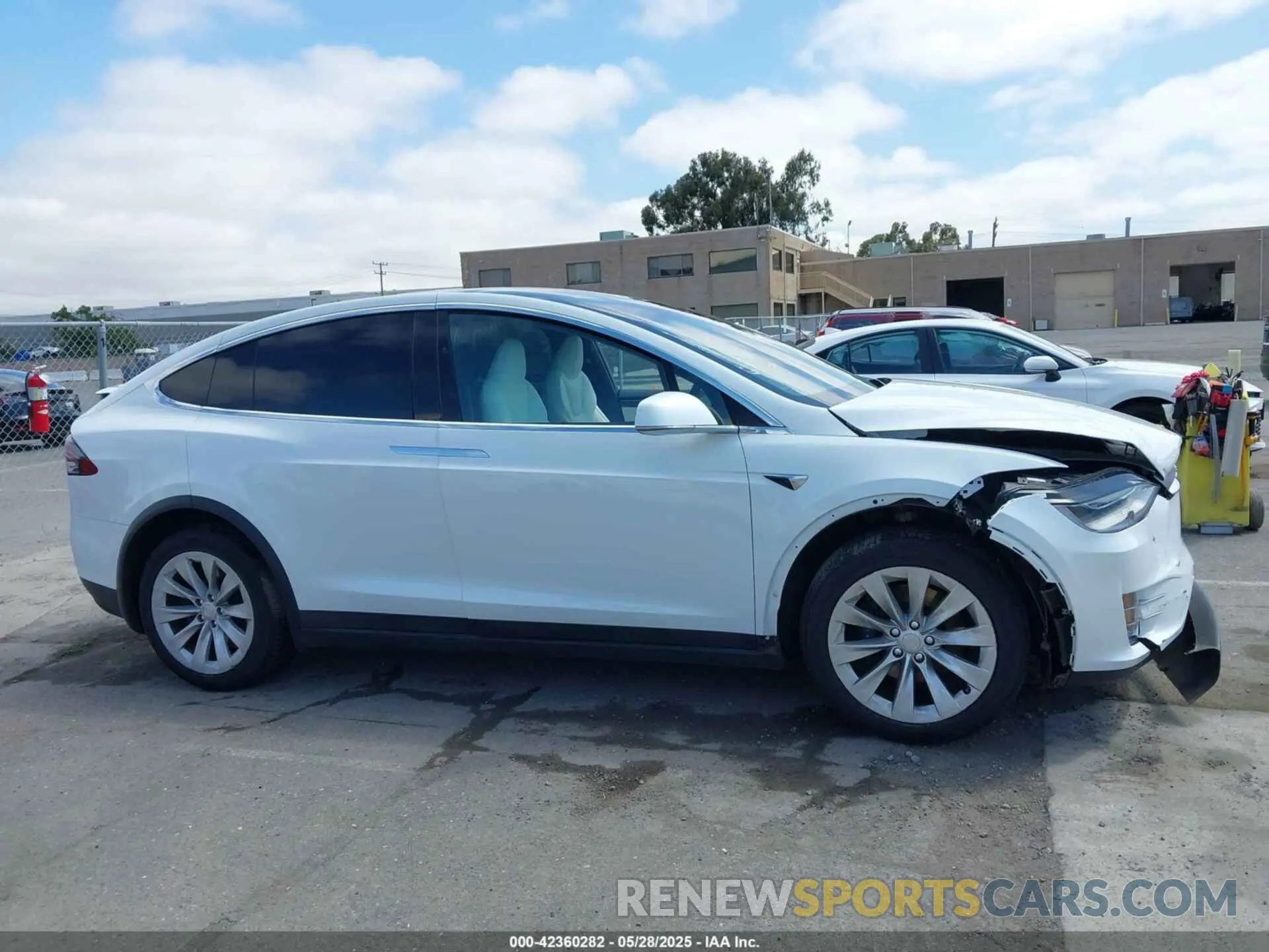 13 Photograph of a damaged car 5YJXCDE27MF322200 TESLA MODEL X 2021