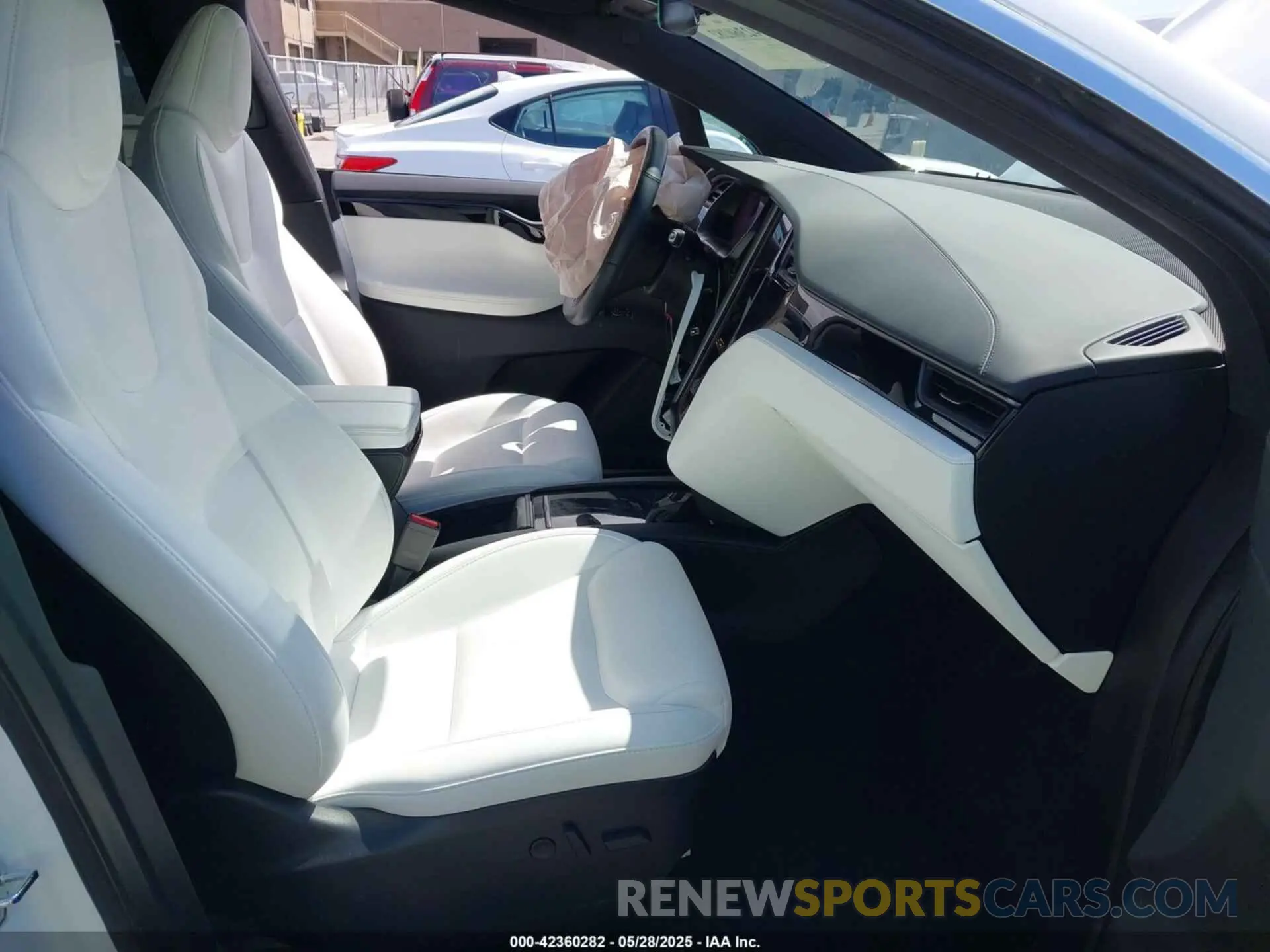 5 Photograph of a damaged car 5YJXCDE27MF322200 TESLA MODEL X 2021