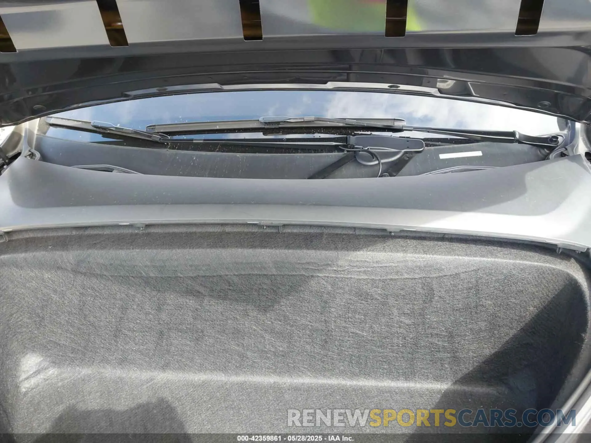 10 Photograph of a damaged car 5YJXCDE42MF320839 TESLA MODEL X 2021