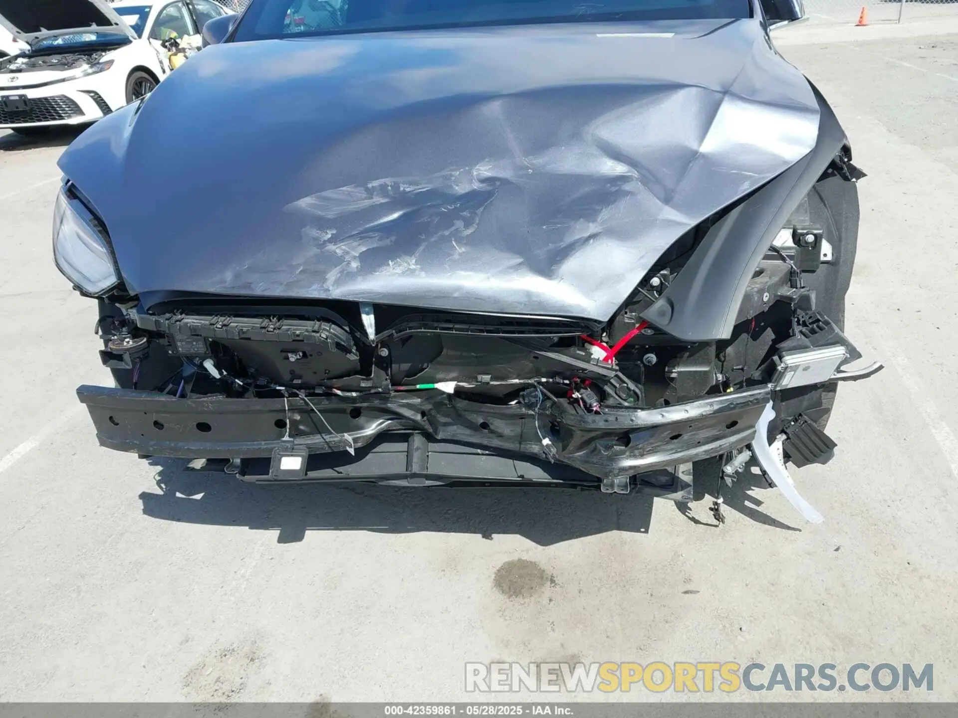 6 Photograph of a damaged car 5YJXCDE42MF320839 TESLA MODEL X 2021