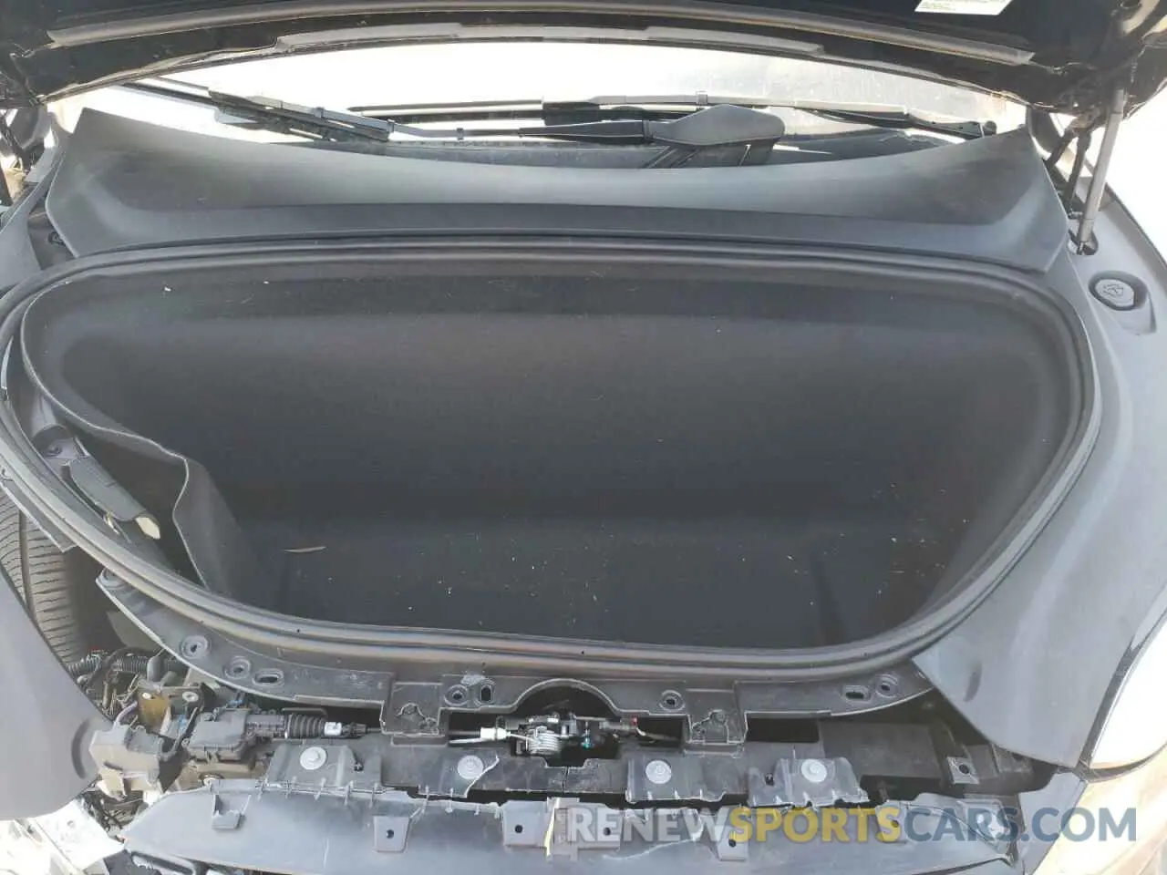 11 Photograph of a damaged car 7SAXCAE53NF359967 TESLA MODEL X 2022