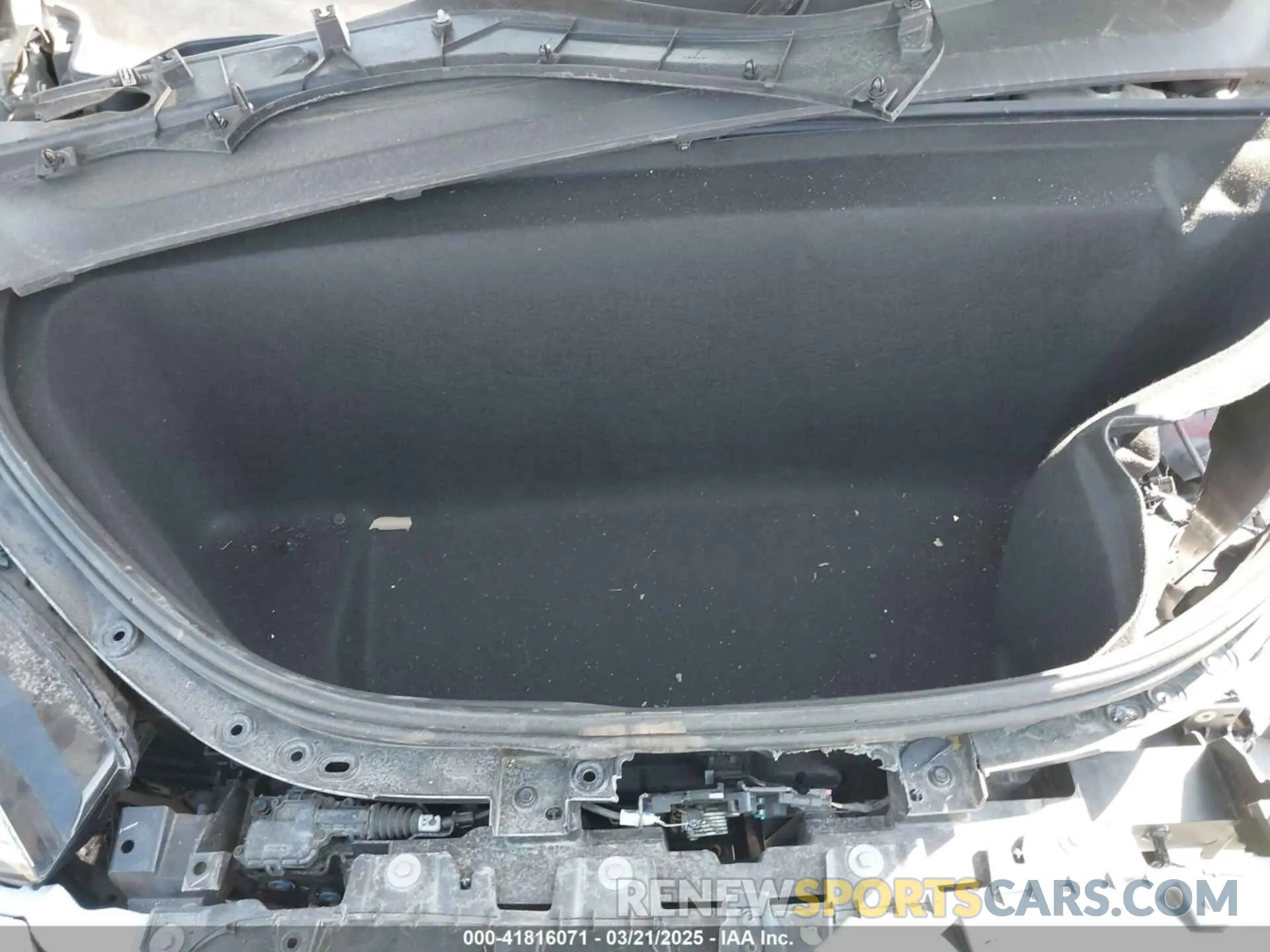 10 Photograph of a damaged car 7SAXCAE55NF349828 TESLA MODEL X 2022