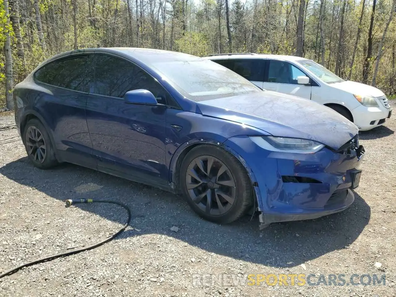 4 Photograph of a damaged car 7SAXCAE55NF353958 TESLA MODEL X 2022
