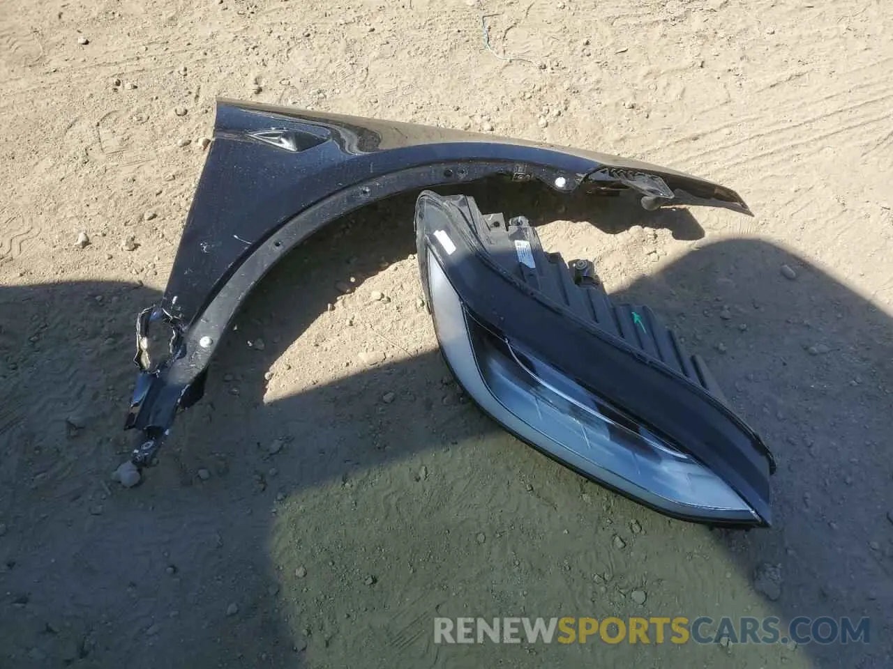 13 Photograph of a damaged car 7SAXCAE56NF350700 TESLA MODEL X 2022