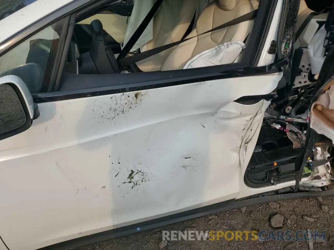 7 Photograph of a damaged car 7SAXCAE58NF355283 TESLA MODEL X 2022