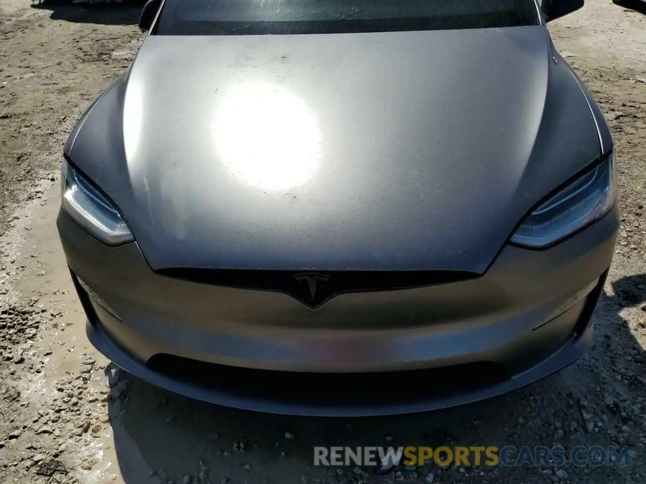 11 Photograph of a damaged car 7SAXCAE59NF346625 TESLA MODEL X 2022