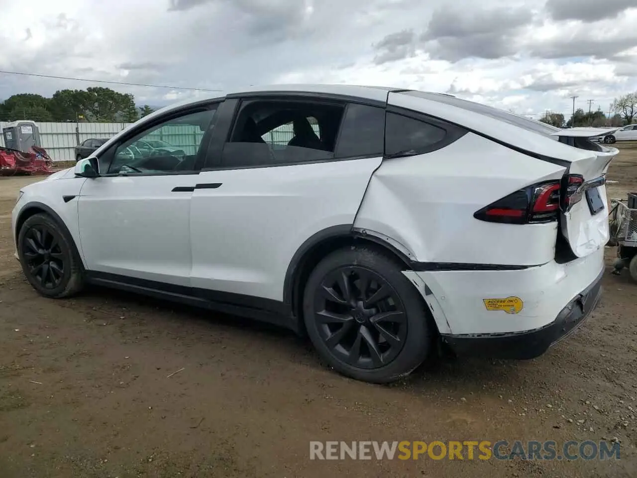 2 Photograph of a damaged car 7SAXCAE59NF358337 TESLA MODEL X 2022