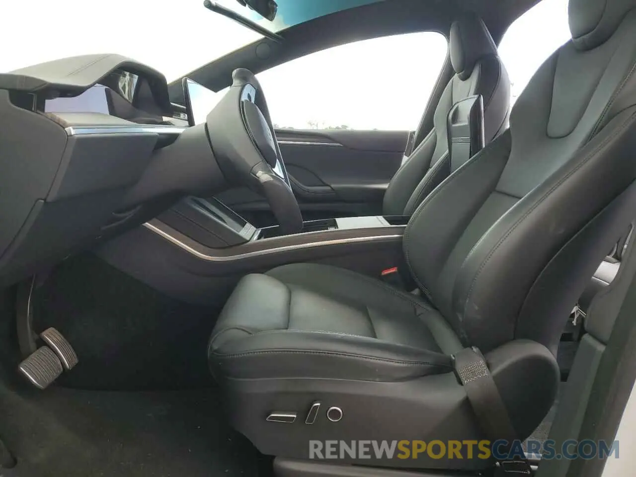 7 Photograph of a damaged car 7SAXCAE59NF358337 TESLA MODEL X 2022