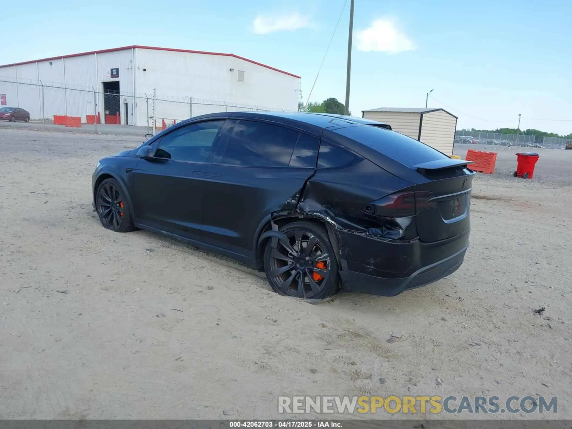 3 Photograph of a damaged car 7SAXCBE52NF331373 TESLA MODEL X 2022