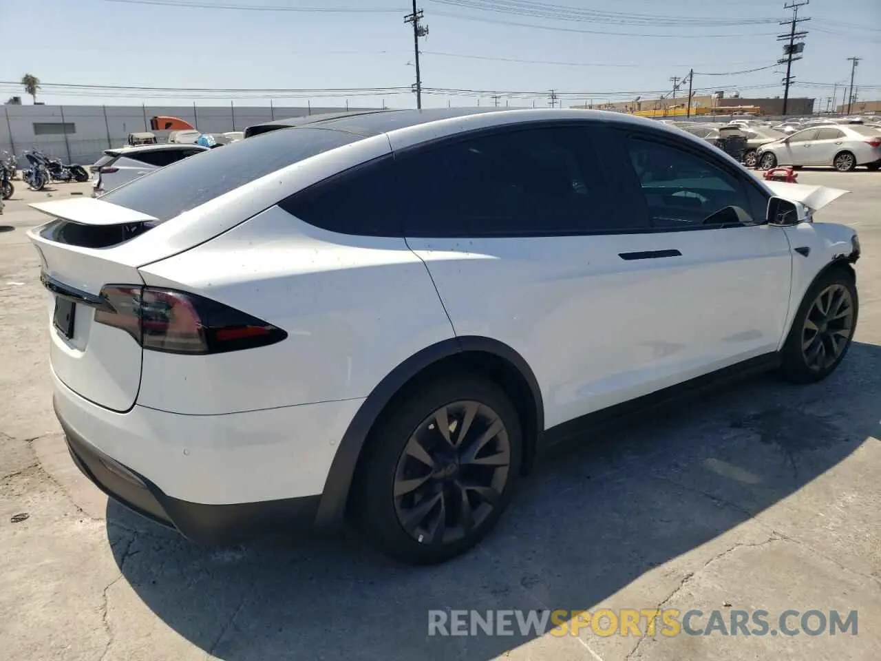 3 Photograph of a damaged car 7SAXCBE52NF349503 TESLA MODEL X 2022