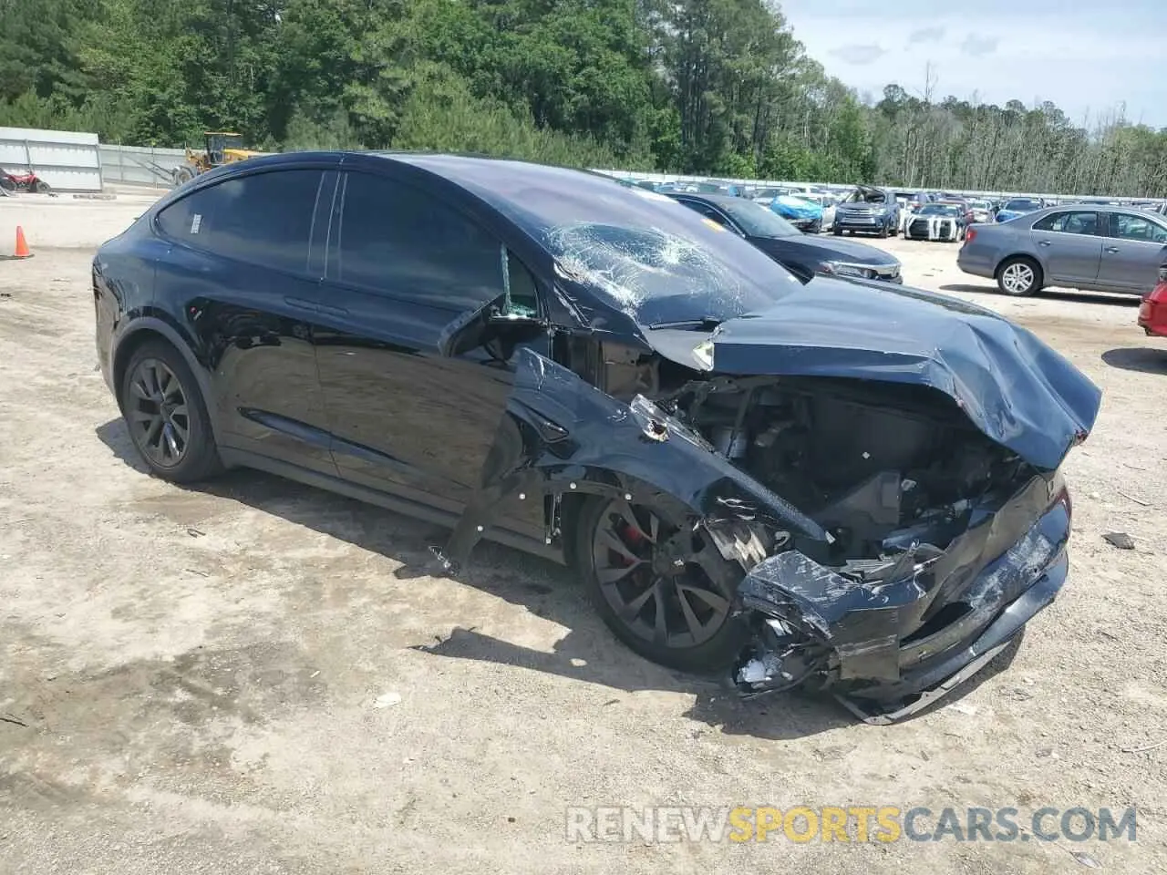 4 Photograph of a damaged car 7SAXCBE52NF355849 TESLA MODEL X 2022