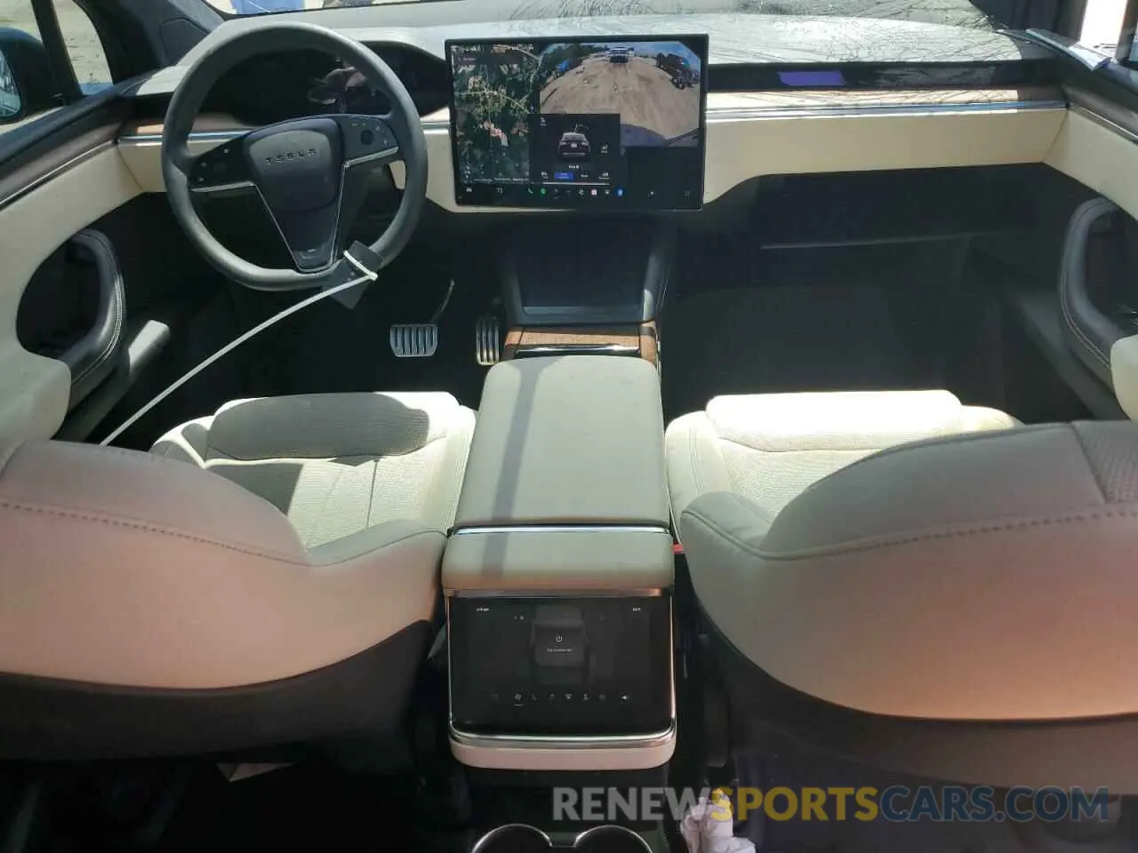 8 Photograph of a damaged car 7SAXCBE52NF355849 TESLA MODEL X 2022
