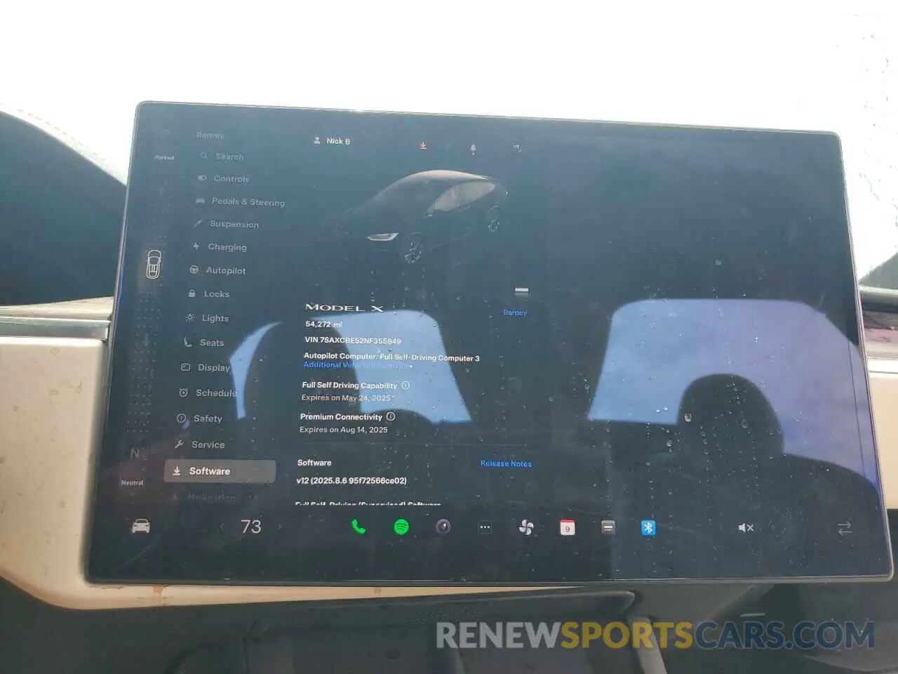 9 Photograph of a damaged car 7SAXCBE52NF355849 TESLA MODEL X 2022