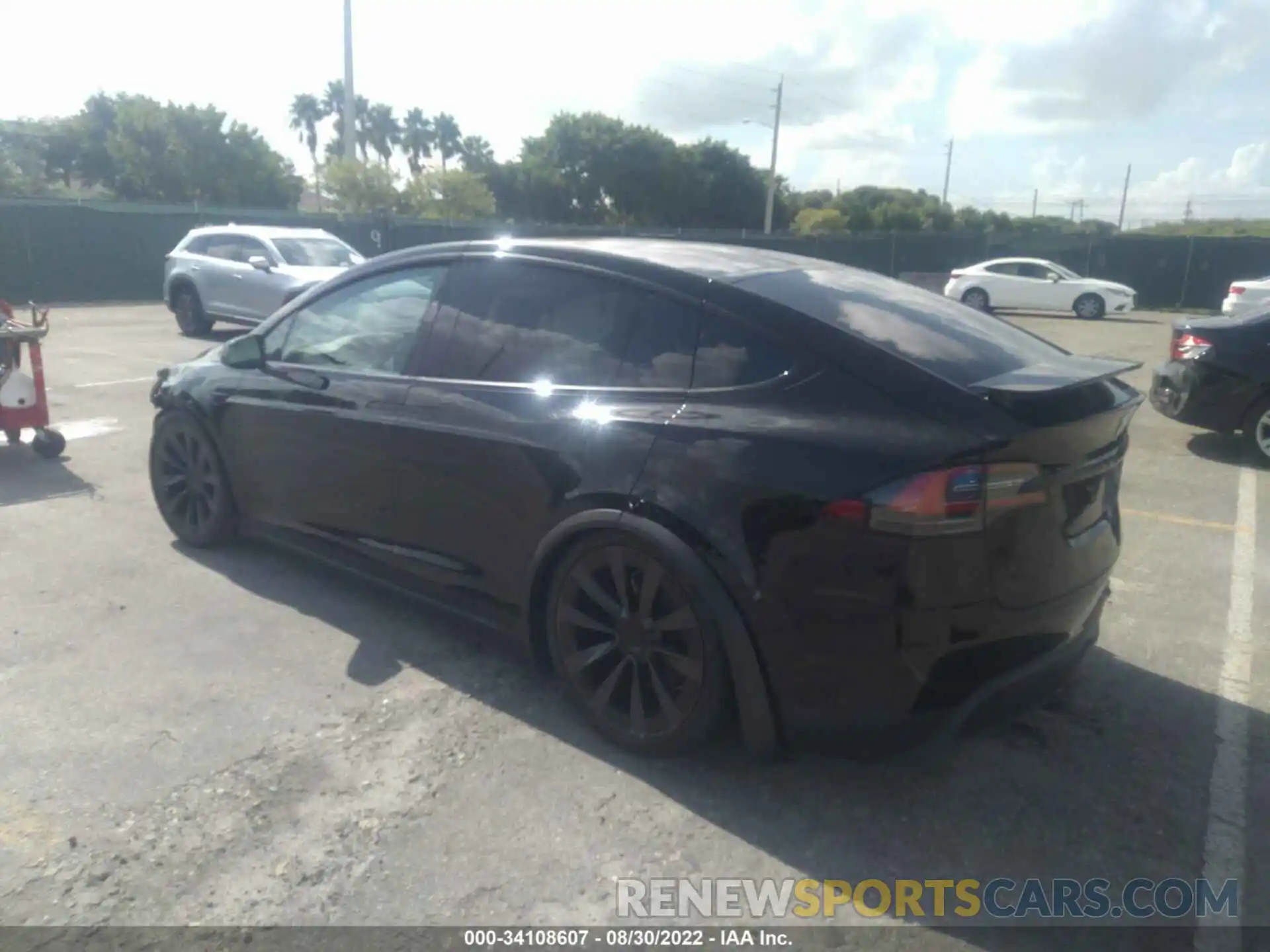 3 Photograph of a damaged car 7SAXCBE53NF331205 TESLA MODEL X 2022