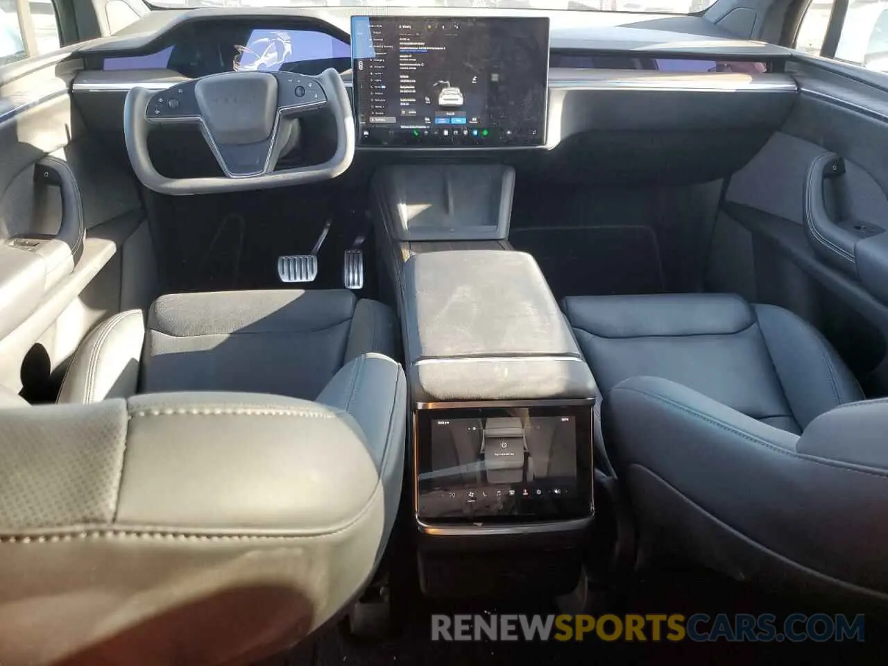 8 Photograph of a damaged car 7SAXCBE53NF359067 TESLA MODEL X 2022