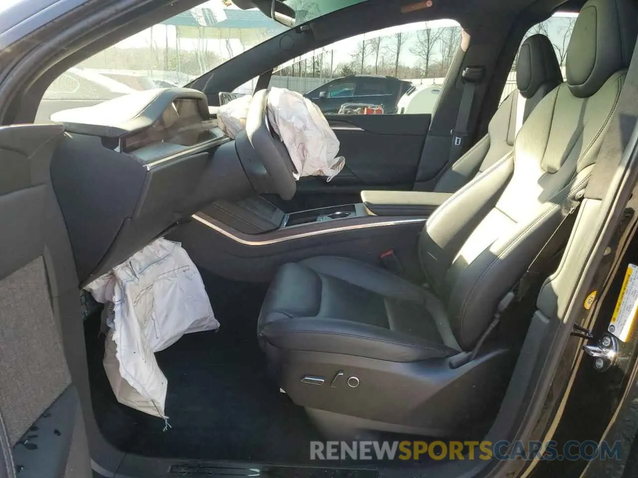 7 Photograph of a damaged car 7SAXCBE54NF327096 TESLA MODEL X 2022
