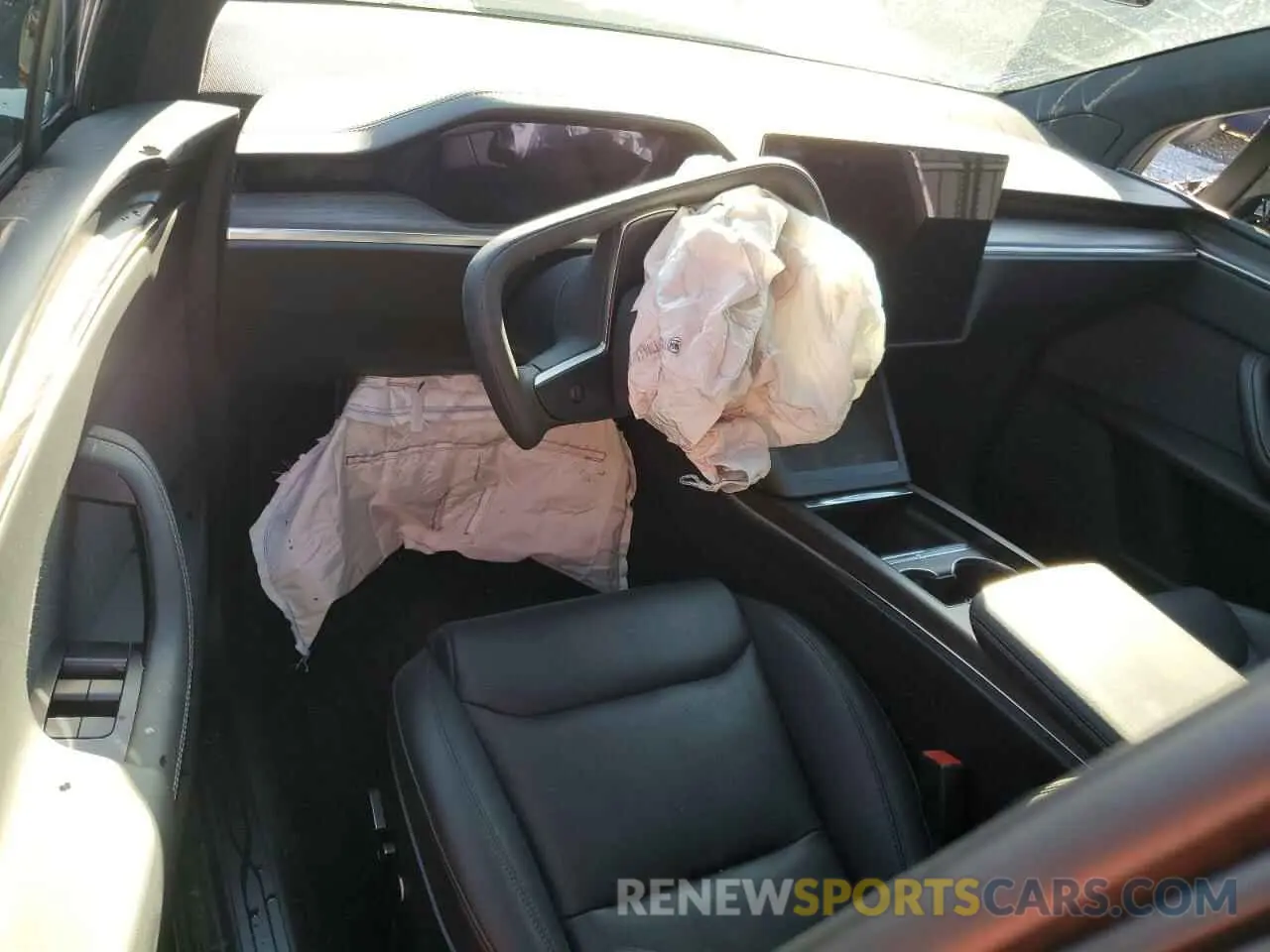 8 Photograph of a damaged car 7SAXCBE54NF327096 TESLA MODEL X 2022
