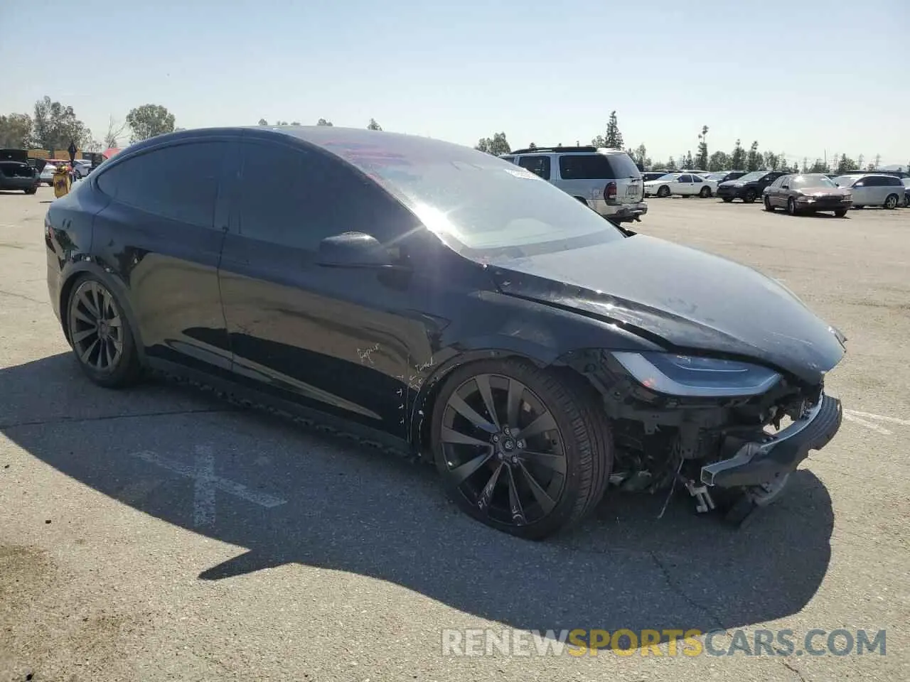 4 Photograph of a damaged car 7SAXCBE54NF328880 TESLA MODEL X 2022
