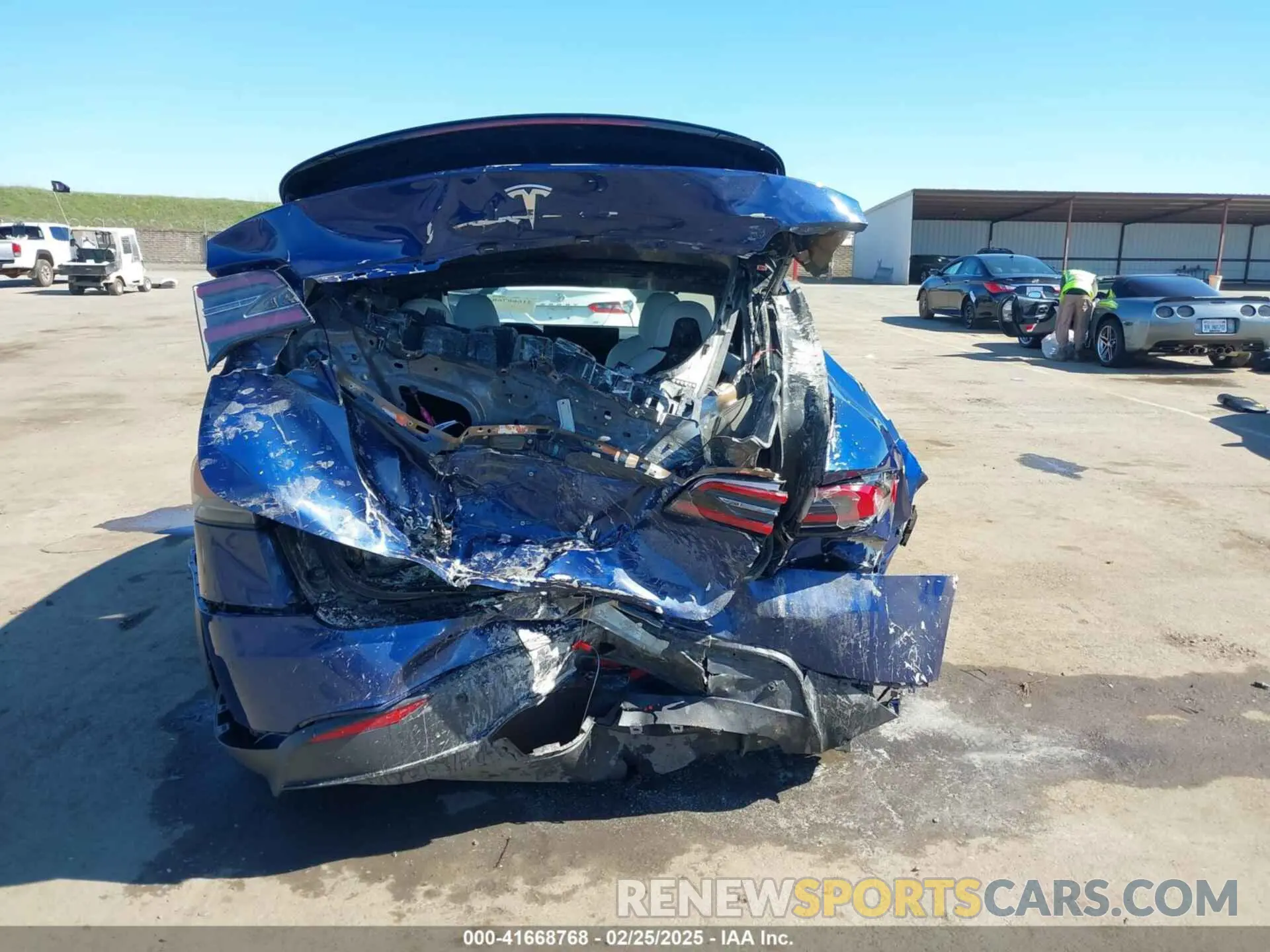 16 Photograph of a damaged car 7SAXCBE55NF328953 TESLA MODEL X 2022