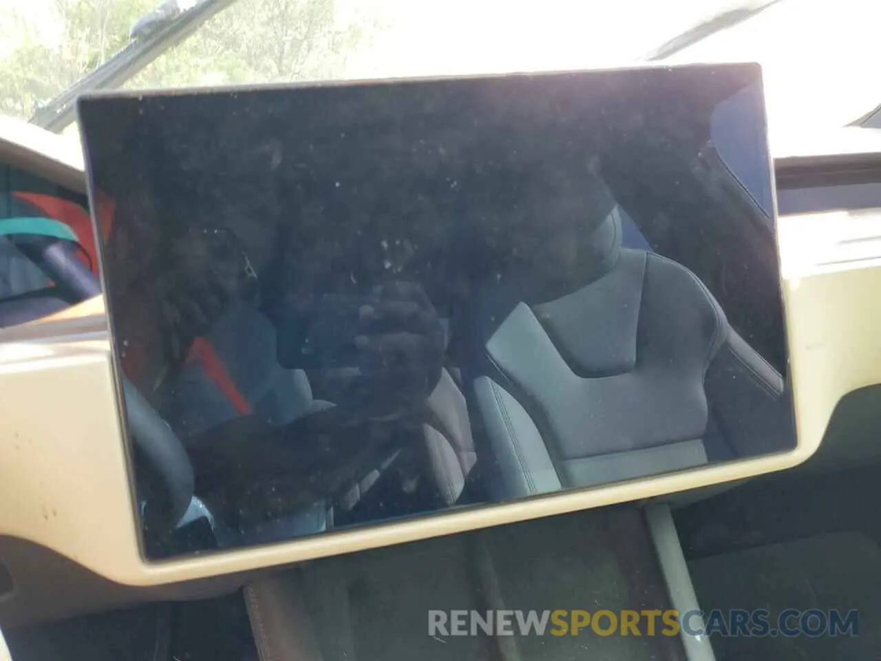 9 Photograph of a damaged car 7SAXCBE55NF328970 TESLA MODEL X 2022