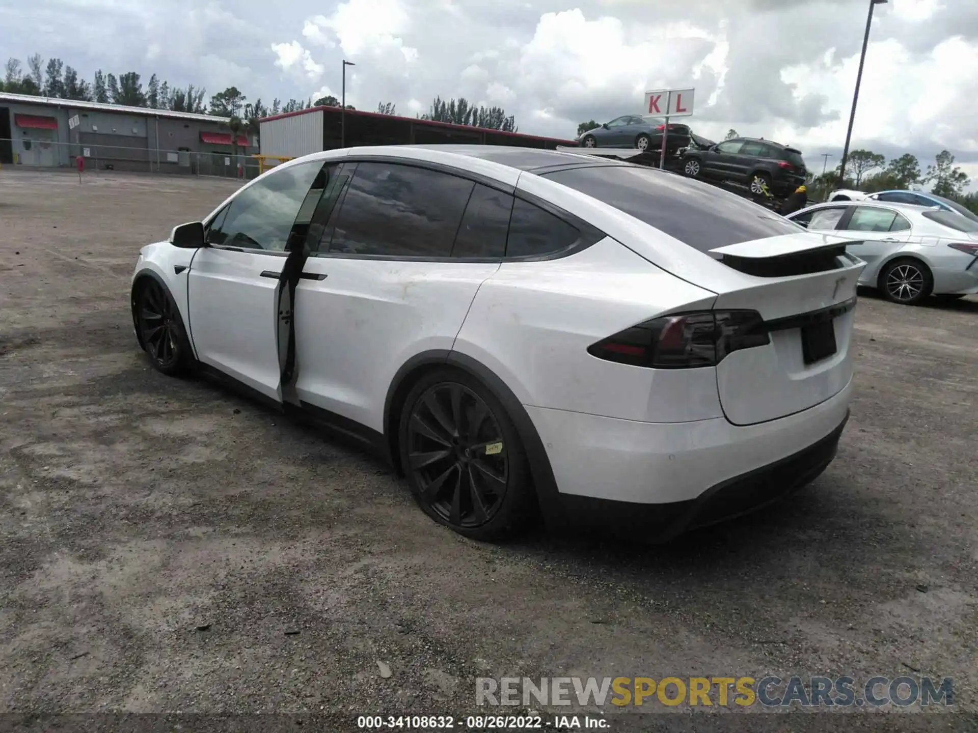 3 Photograph of a damaged car 7SAXCBE55NF335983 TESLA MODEL X 2022