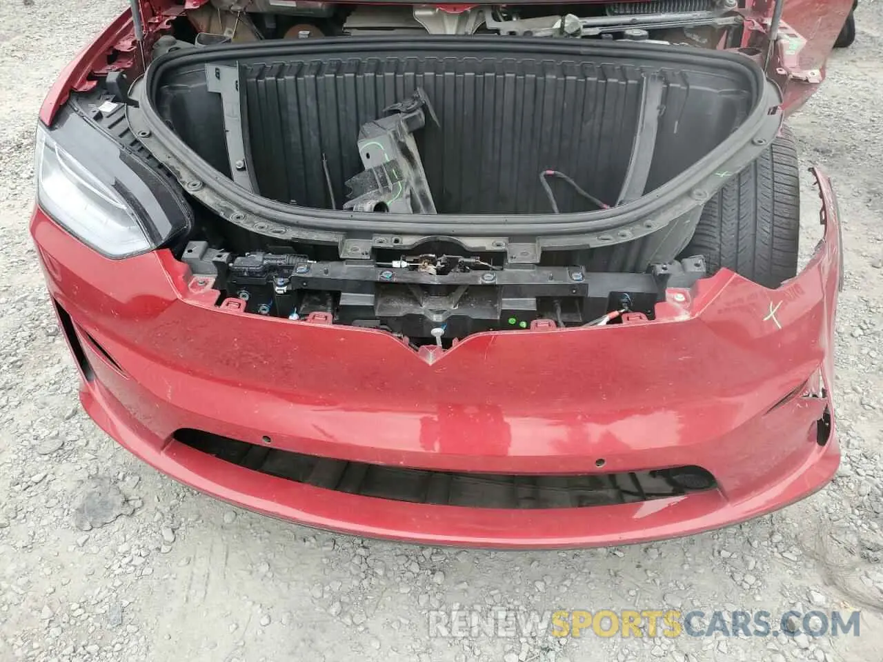 11 Photograph of a damaged car 7SAXCBE55NF354825 TESLA MODEL X 2022