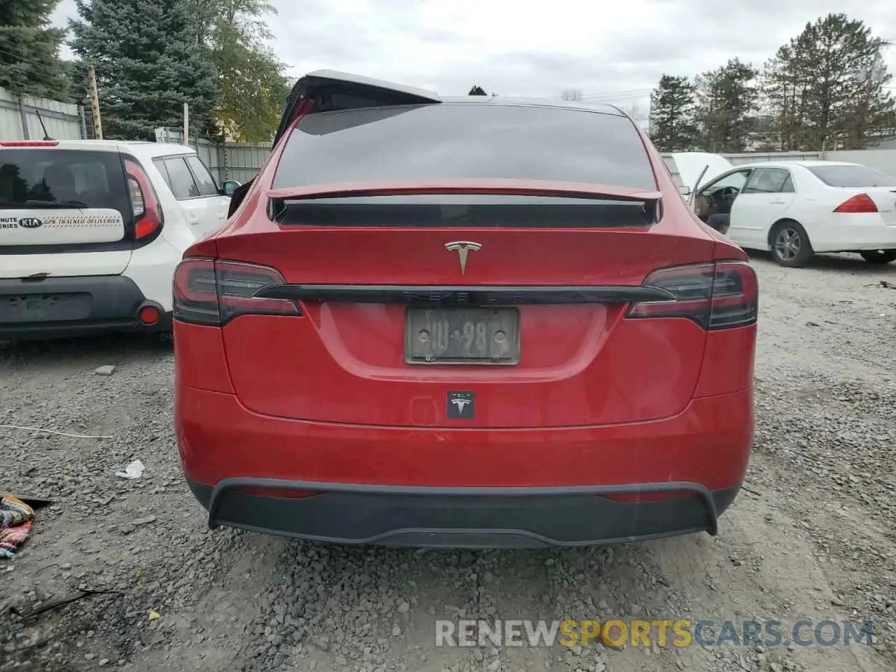 6 Photograph of a damaged car 7SAXCBE55NF354825 TESLA MODEL X 2022