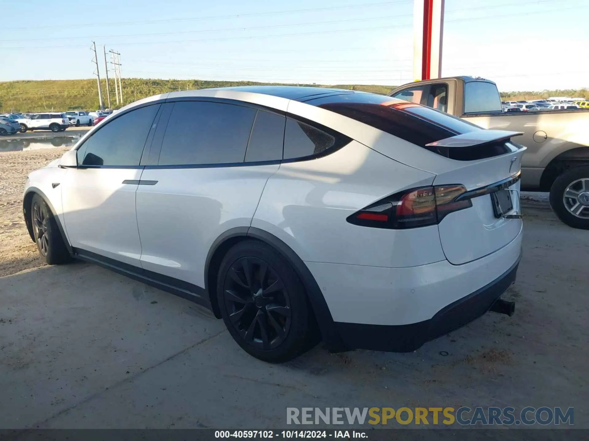 13 Photograph of a damaged car 7SAXCBE55NF360768 TESLA MODEL X 2022