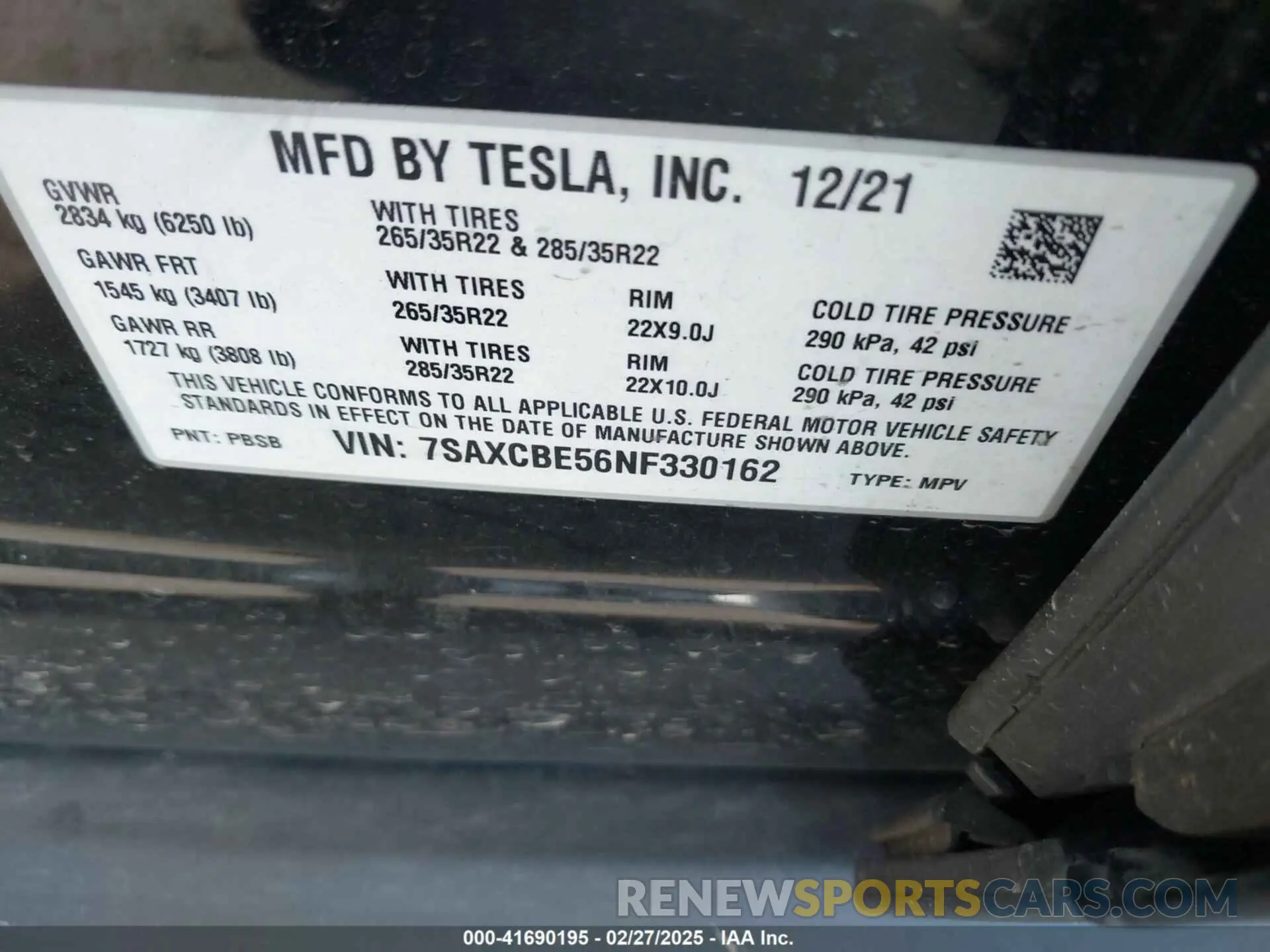 8 Photograph of a damaged car 7SAXCBE56NF330162 TESLA MODEL X 2022