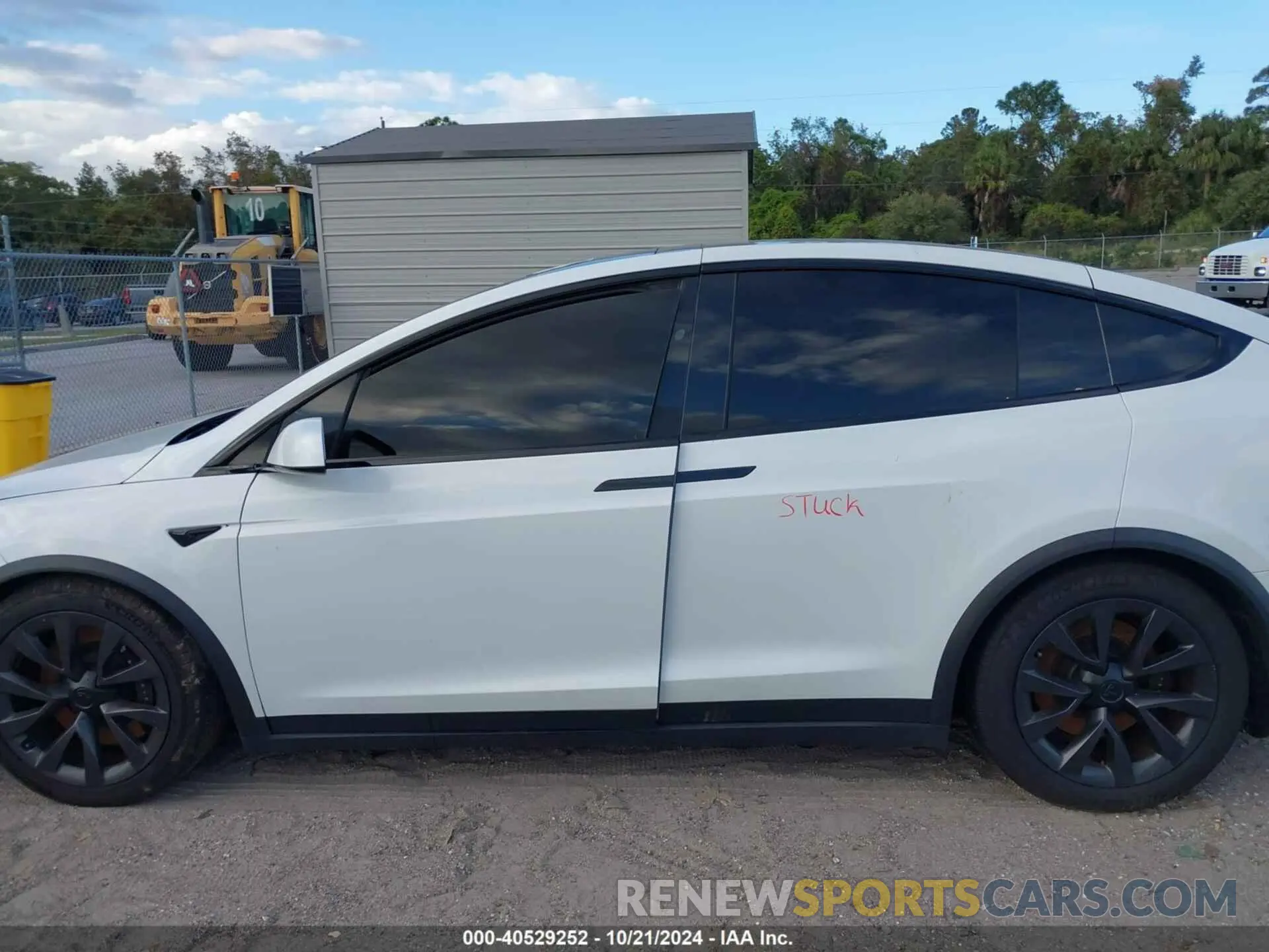 13 Photograph of a damaged car 7SAXCBE56NF344045 TESLA MODEL X 2022