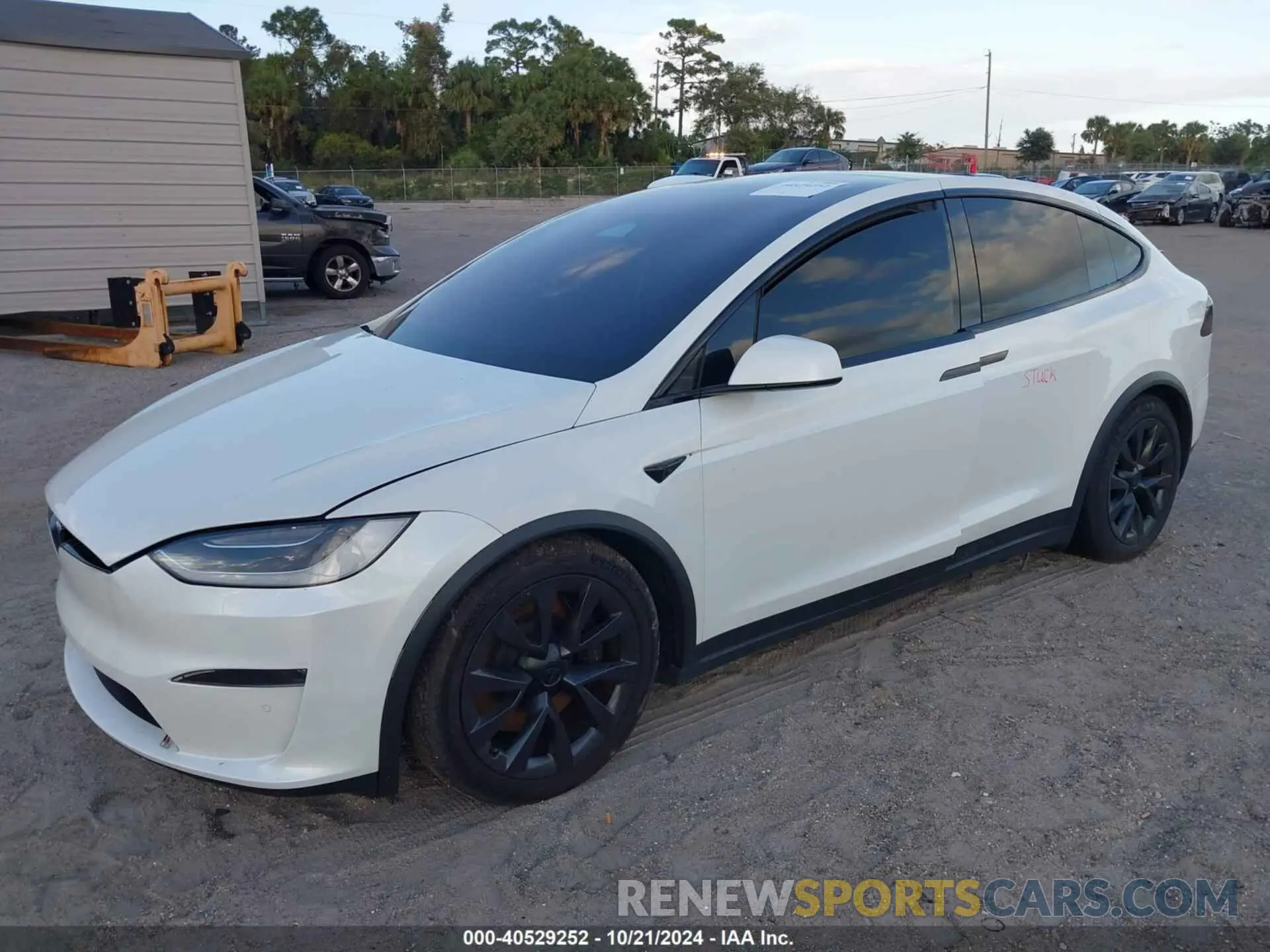 2 Photograph of a damaged car 7SAXCBE56NF344045 TESLA MODEL X 2022