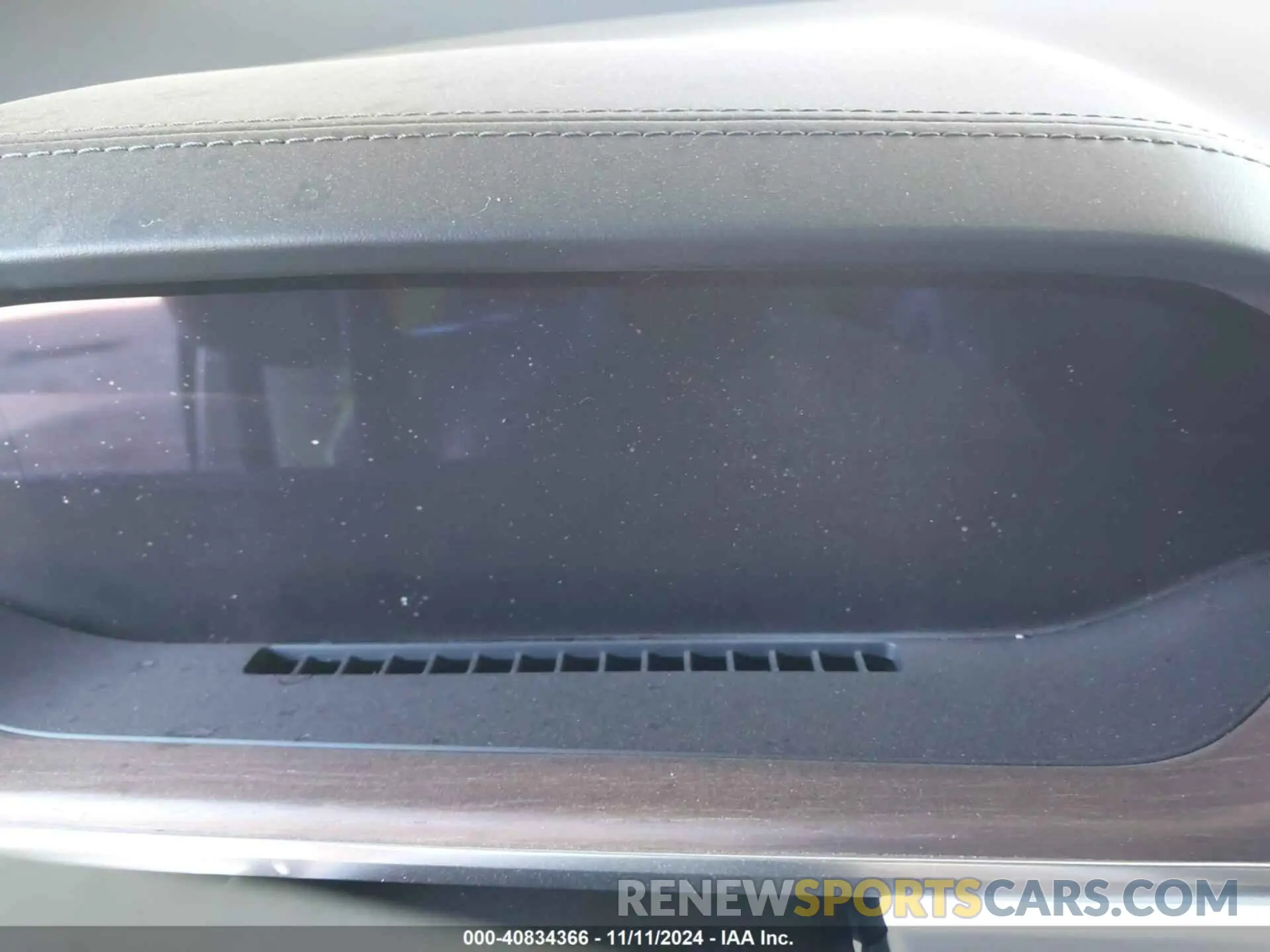 7 Photograph of a damaged car 7SAXCBE57NF327125 TESLA MODEL X 2022