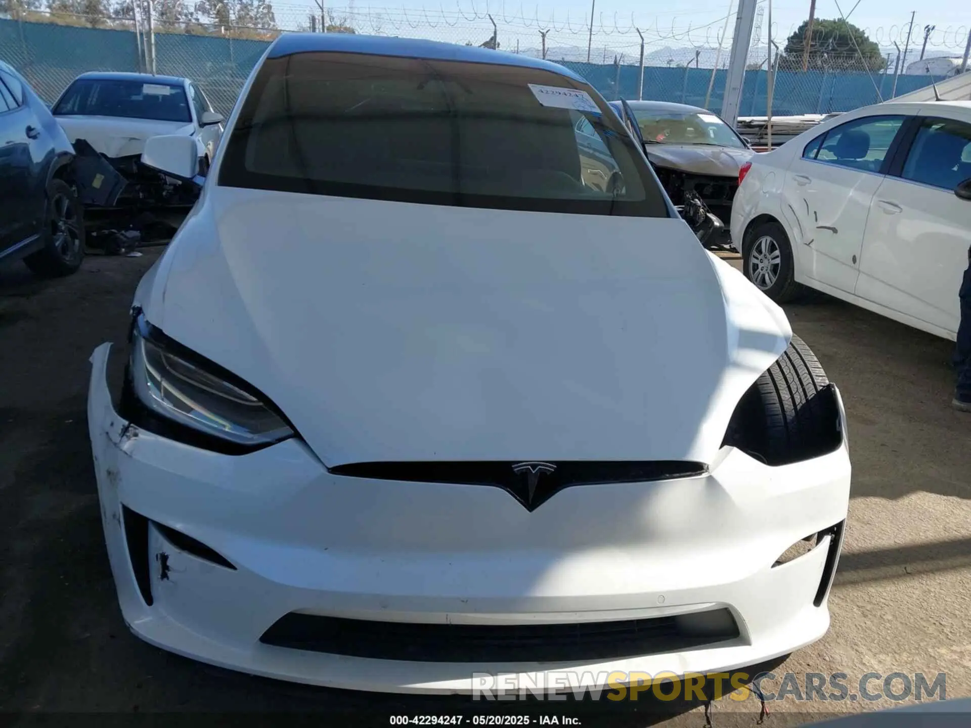 12 Photograph of a damaged car 7SAXCBE57NF337329 TESLA MODEL X 2022