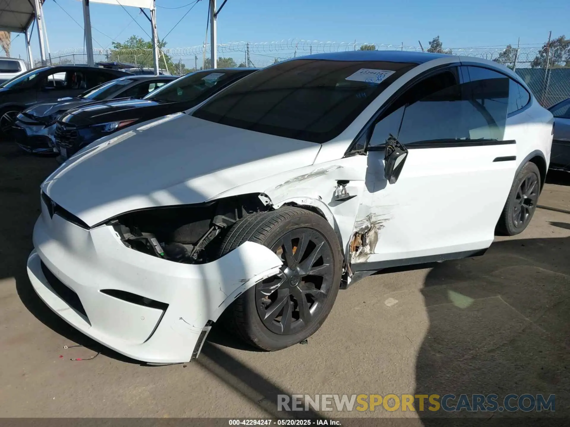 2 Photograph of a damaged car 7SAXCBE57NF337329 TESLA MODEL X 2022