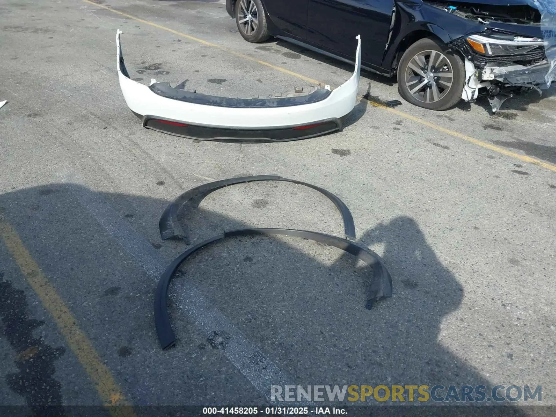 12 Photograph of a damaged car 7SAXCBE58NF336321 TESLA MODEL X 2022