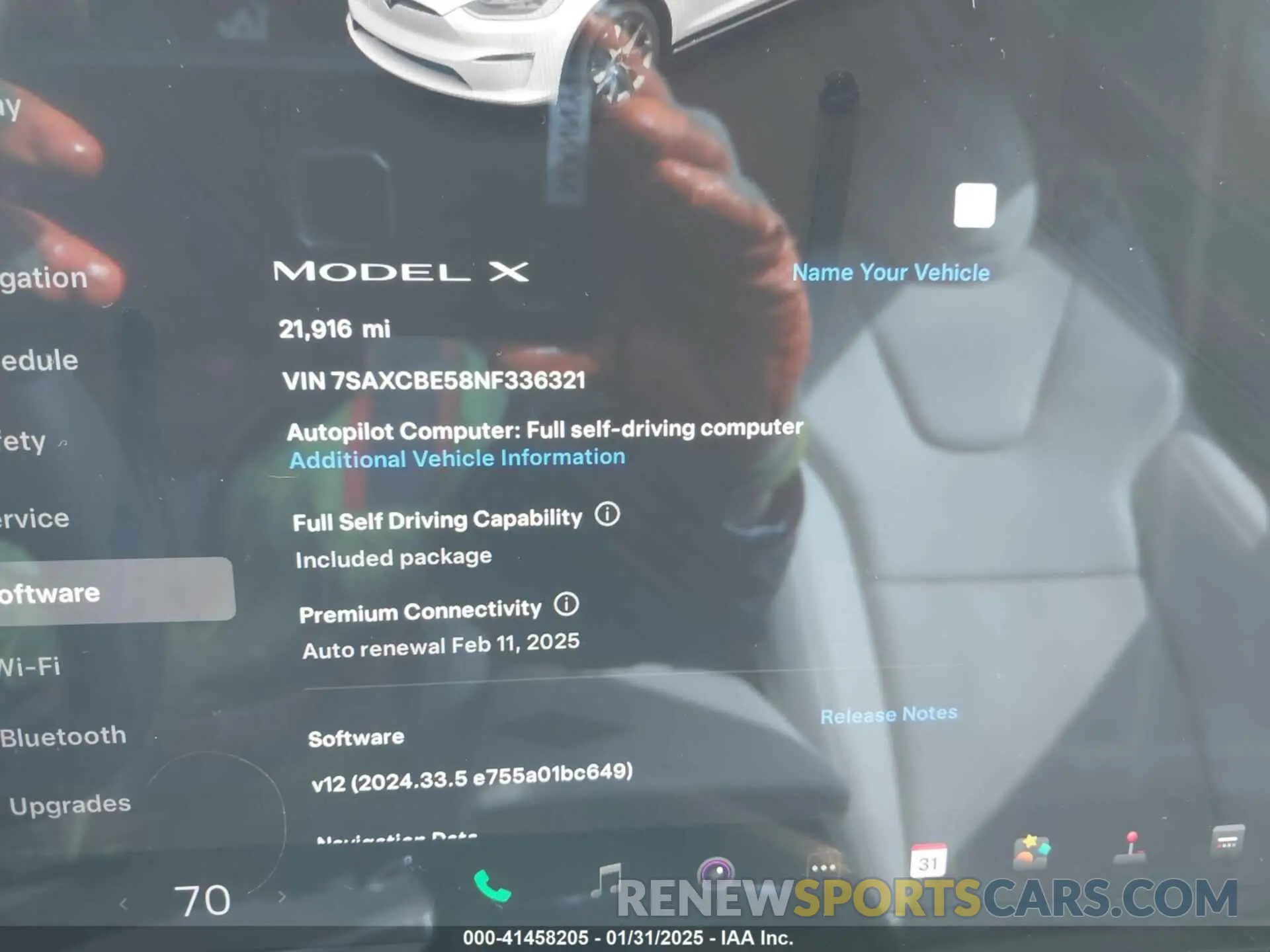 16 Photograph of a damaged car 7SAXCBE58NF336321 TESLA MODEL X 2022