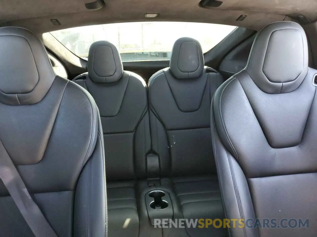 10 Photograph of a damaged car 7SAXCBE59NF328695 TESLA MODEL X 2022