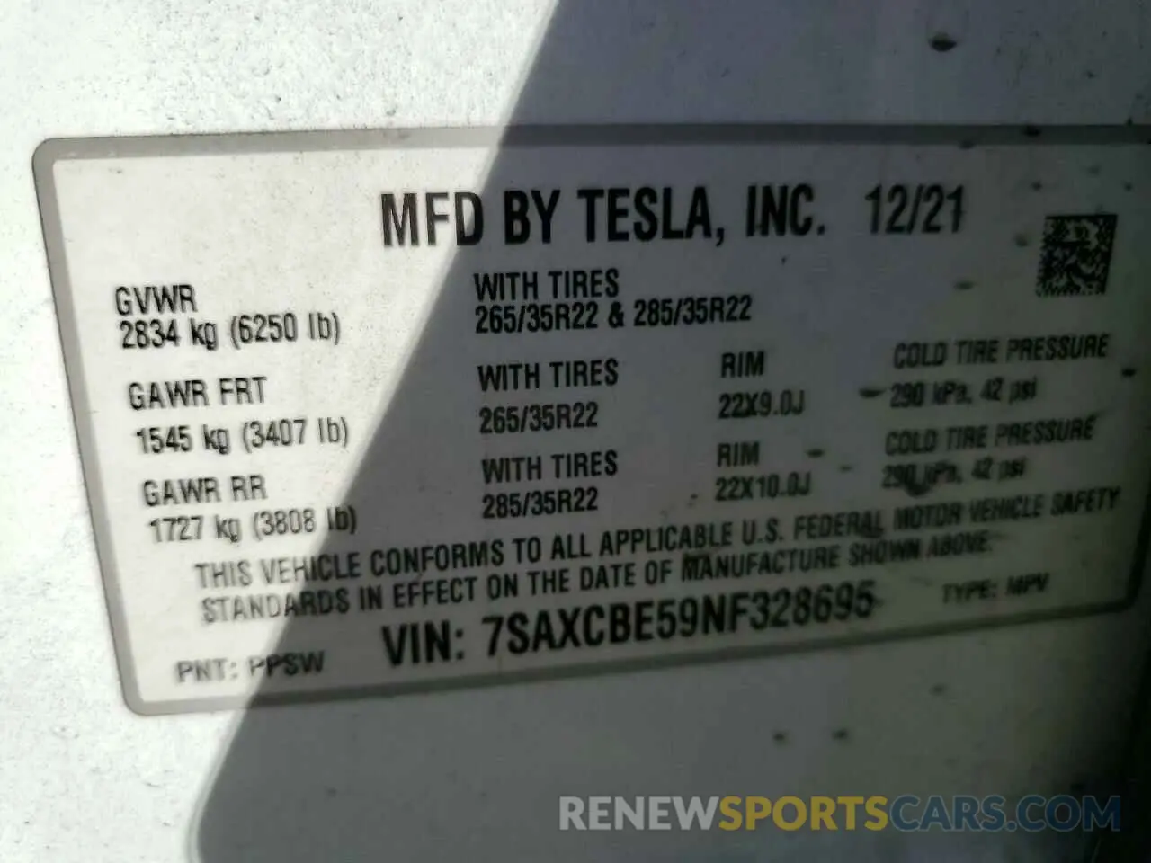 12 Photograph of a damaged car 7SAXCBE59NF328695 TESLA MODEL X 2022