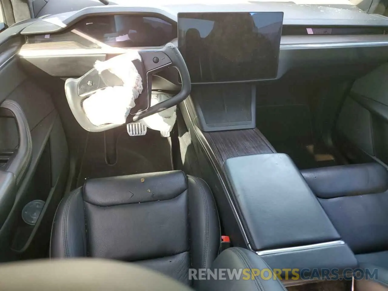 8 Photograph of a damaged car 7SAXCBE59NF328695 TESLA MODEL X 2022