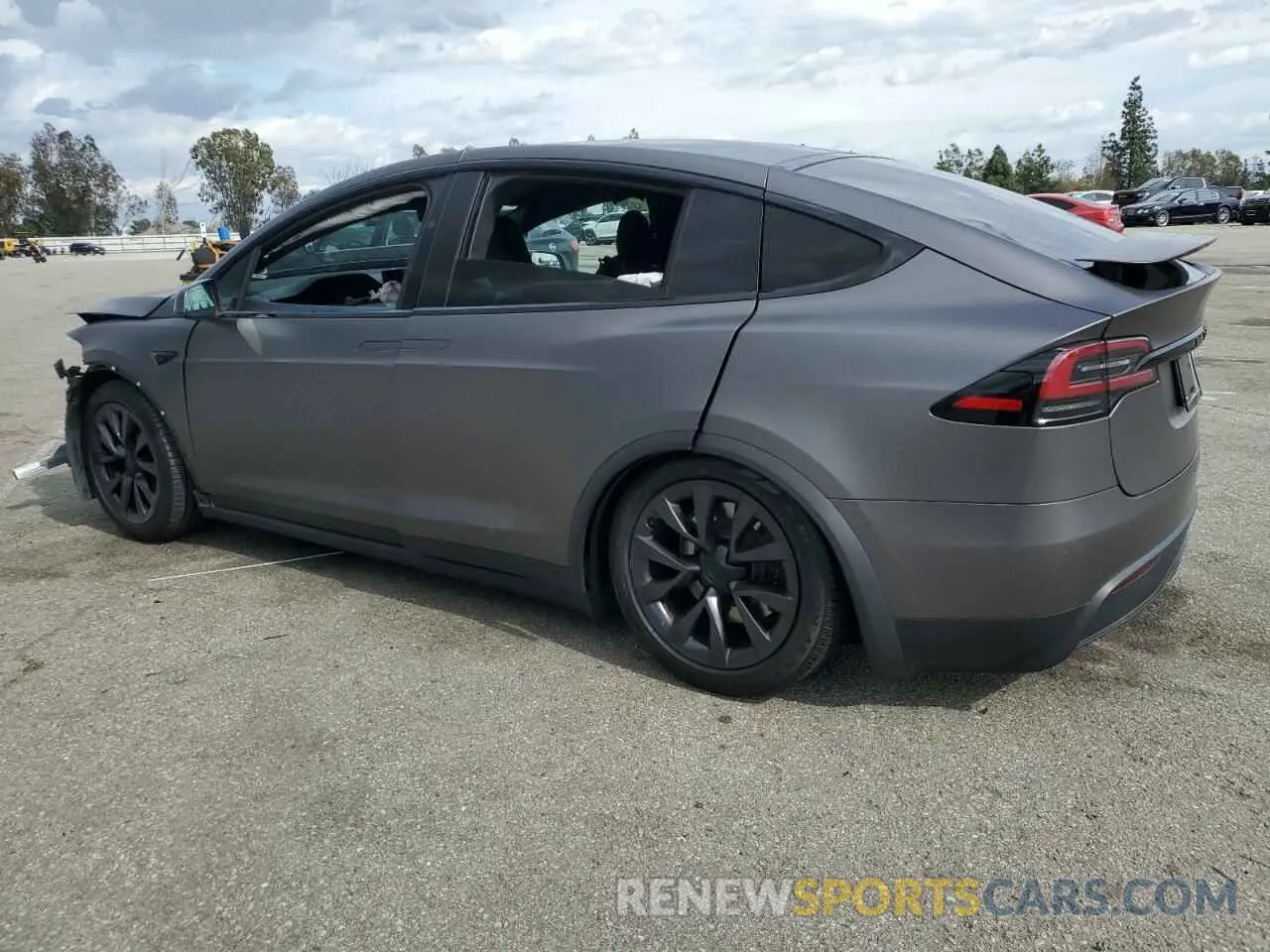 2 Photograph of a damaged car 7SAXCBE59NF362510 TESLA MODEL X 2022