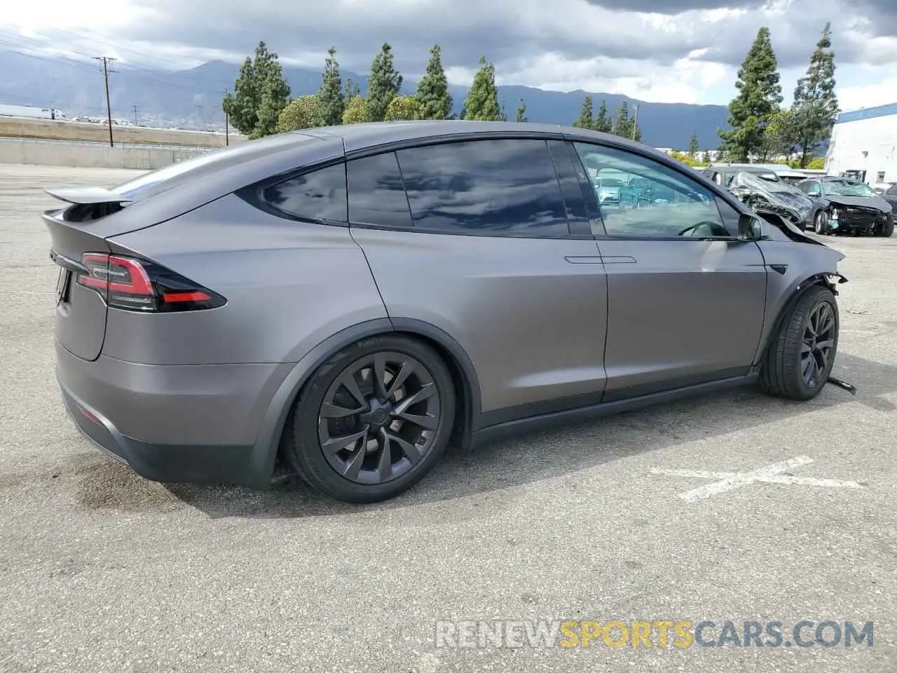 3 Photograph of a damaged car 7SAXCBE59NF362510 TESLA MODEL X 2022