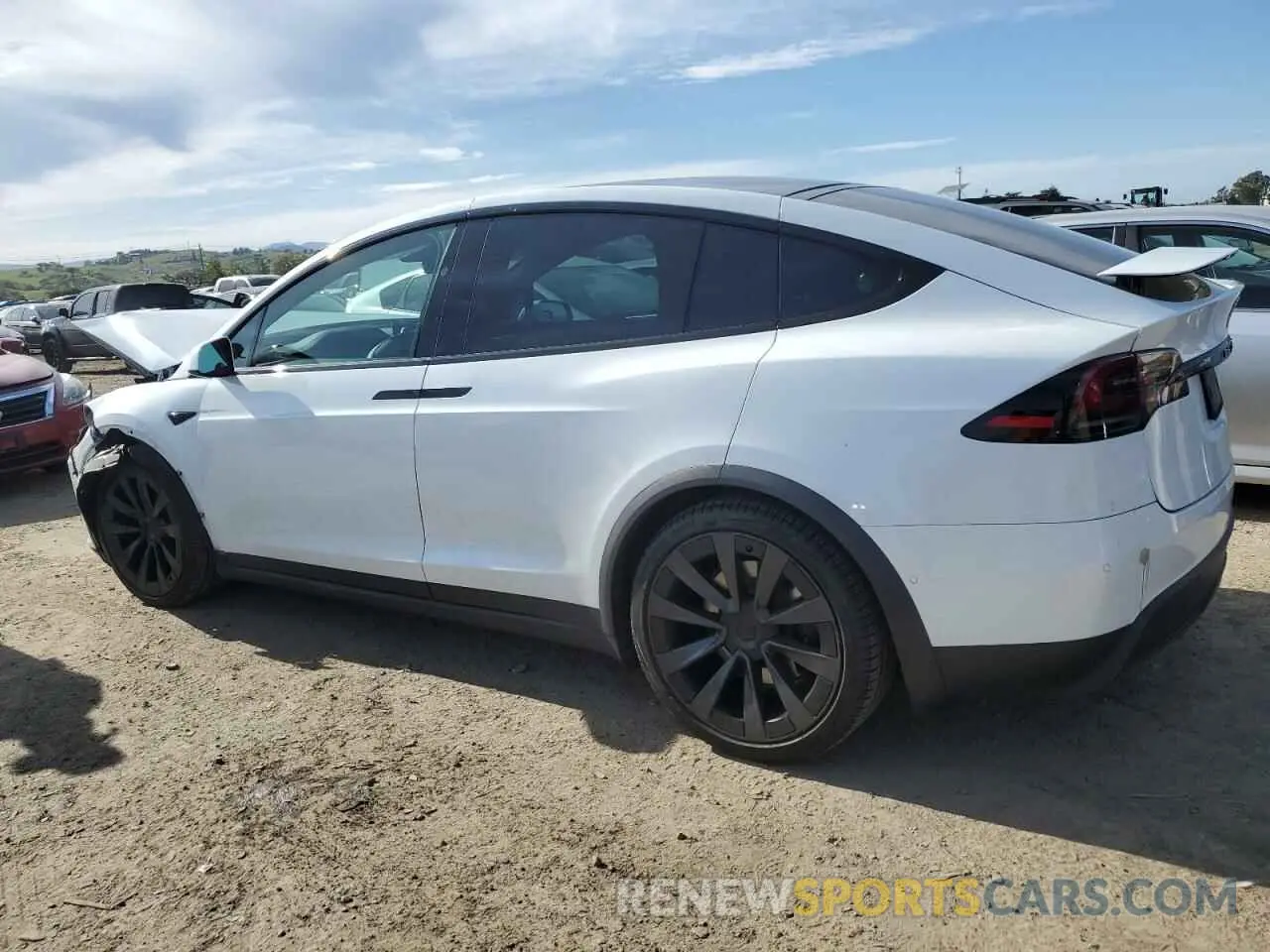 2 Photograph of a damaged car 7SAXCBE5XNF358319 TESLA MODEL X 2022