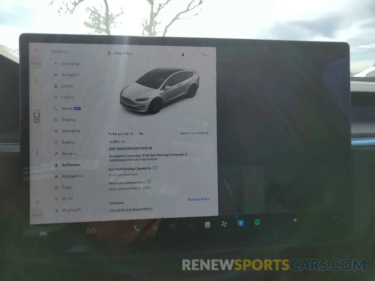 9 Photograph of a damaged car 7SAXCBE5XNF358319 TESLA MODEL X 2022